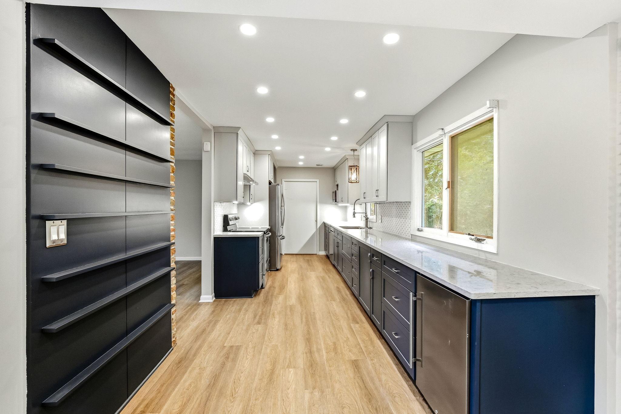 401 Turnpike Road Property Photo 10