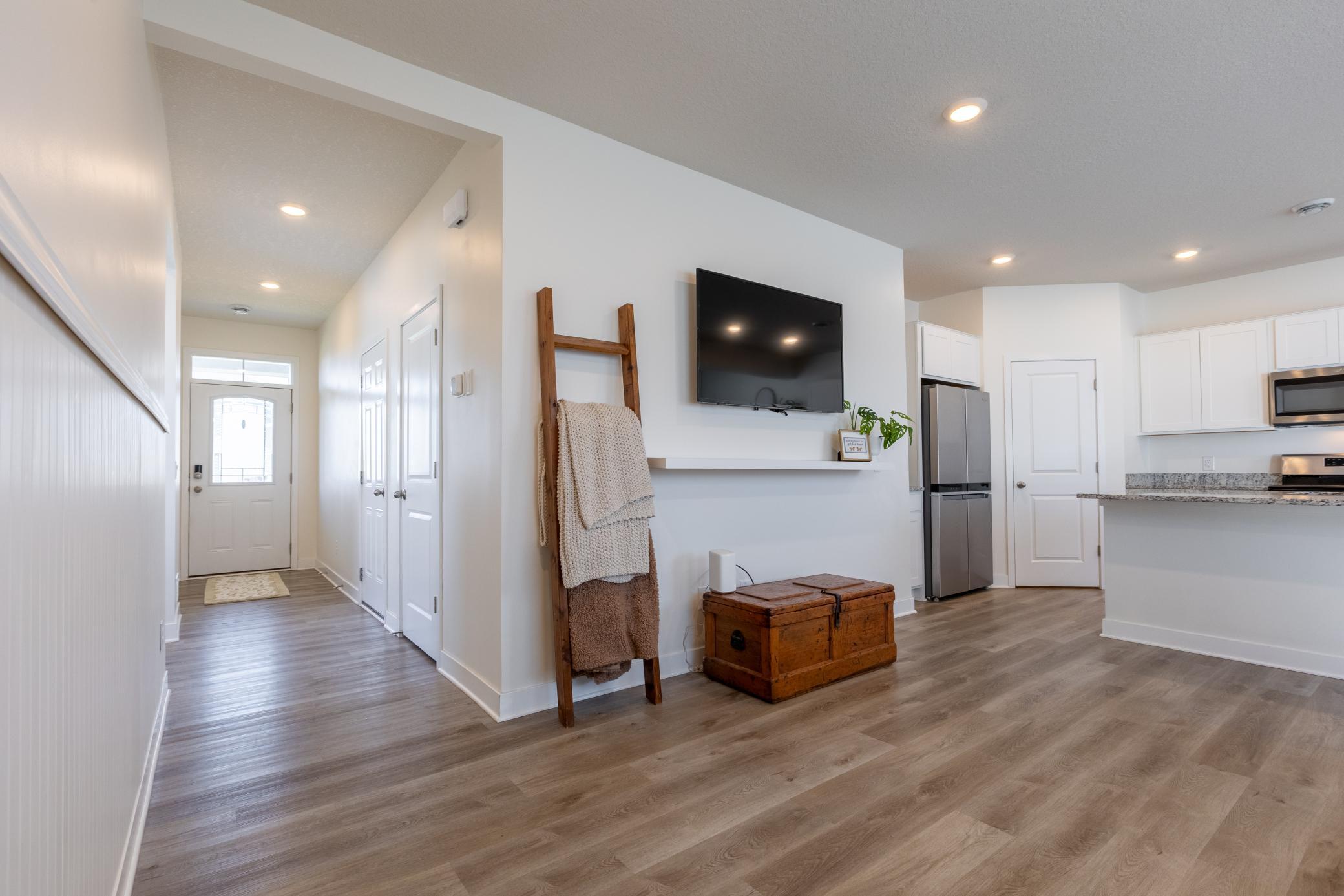1702 Athens Terrace Property Photo 12