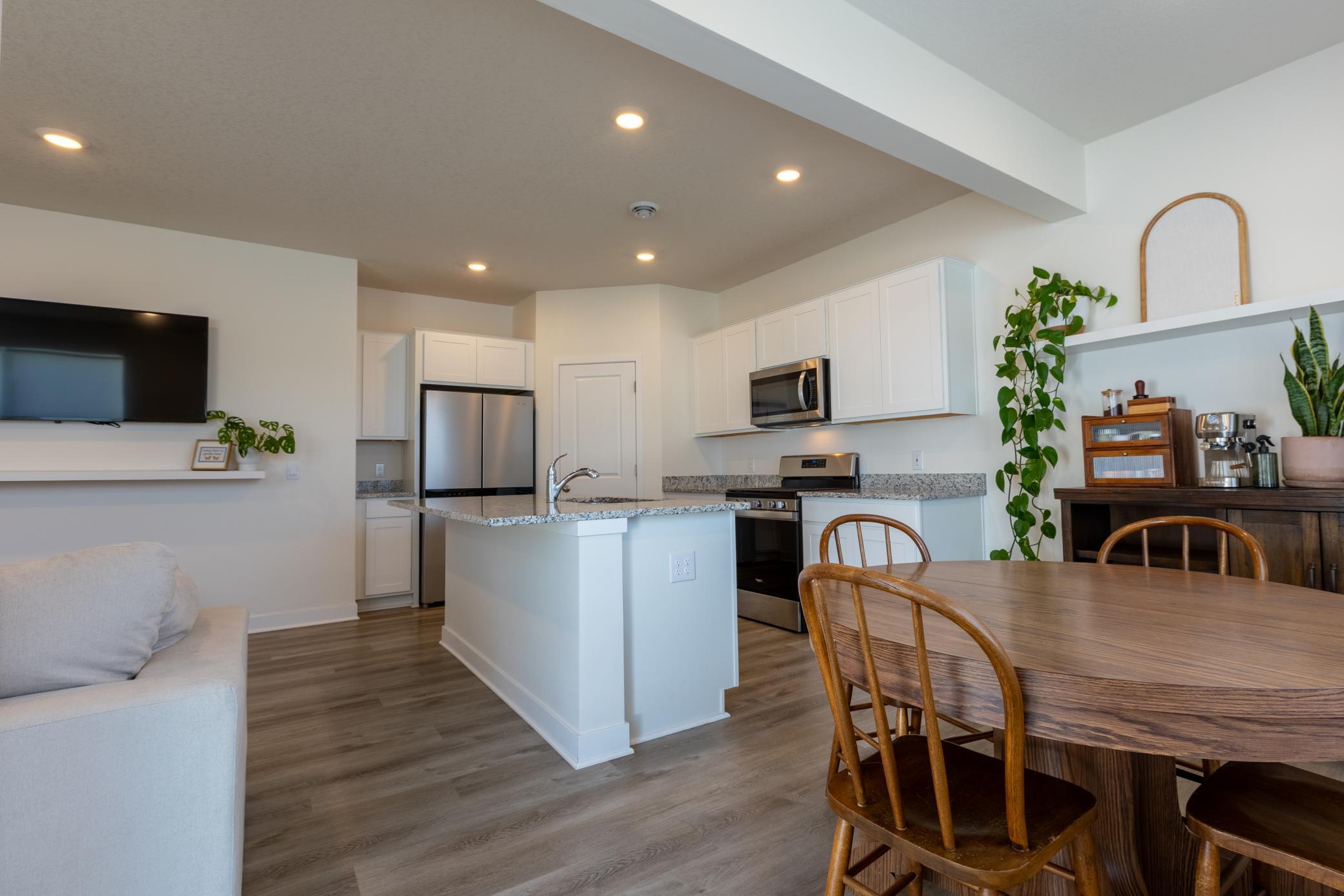 1702 Athens Terrace Property Photo 21