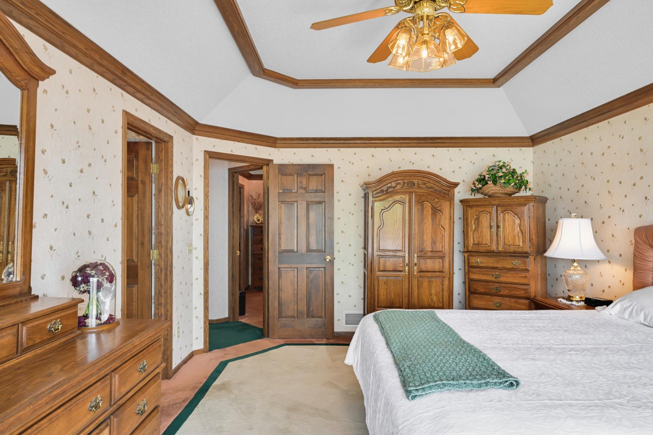 15283 Edgewater Circle Ne Property Photo 42