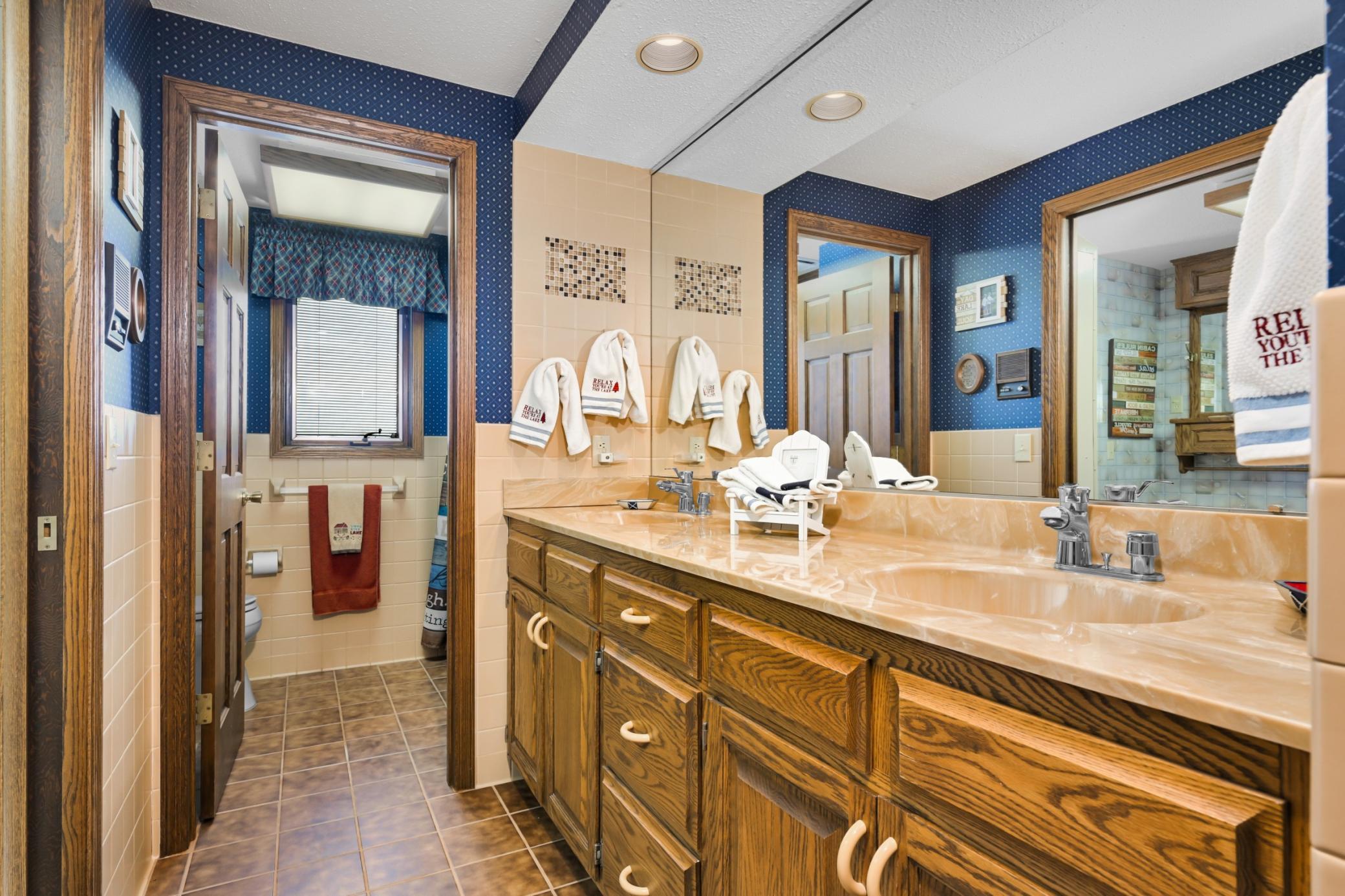 15283 Edgewater Circle Ne Property Photo 56