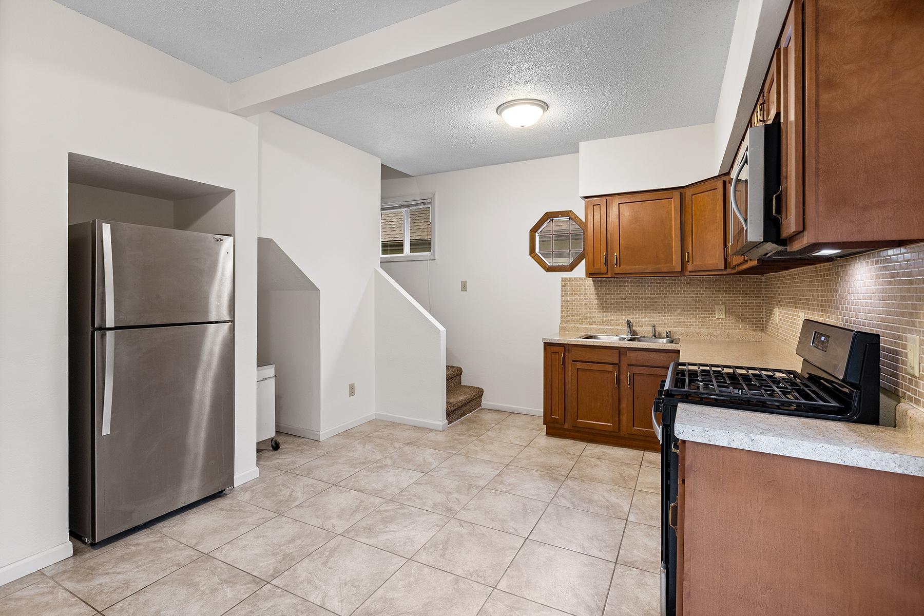 1027 5th Street E Property Photo 13
