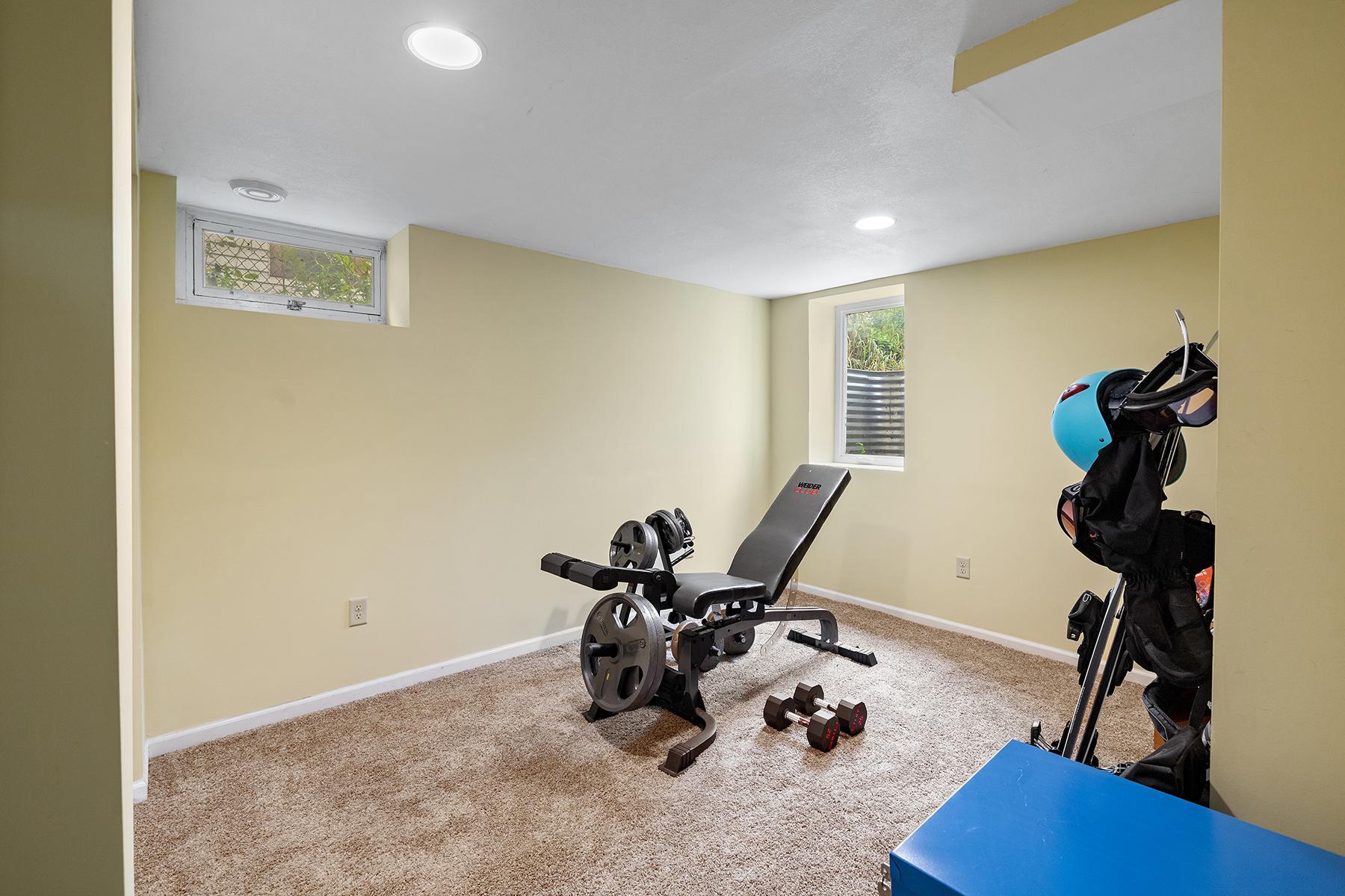 1027 5th Street E Property Photo 19