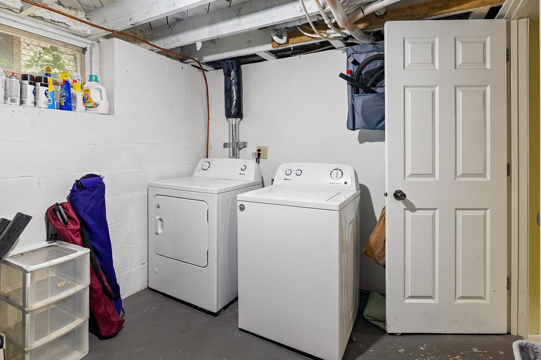 1027 5th Street E Property Photo 21