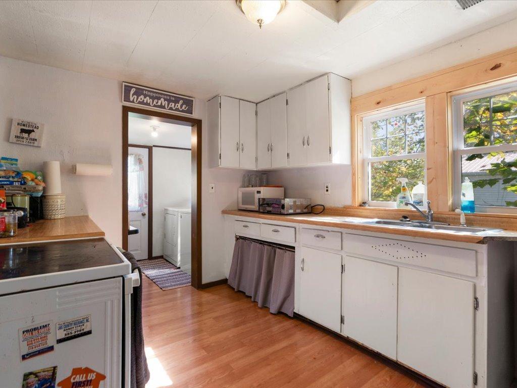 320 8th Street Se B Property Photo 6
