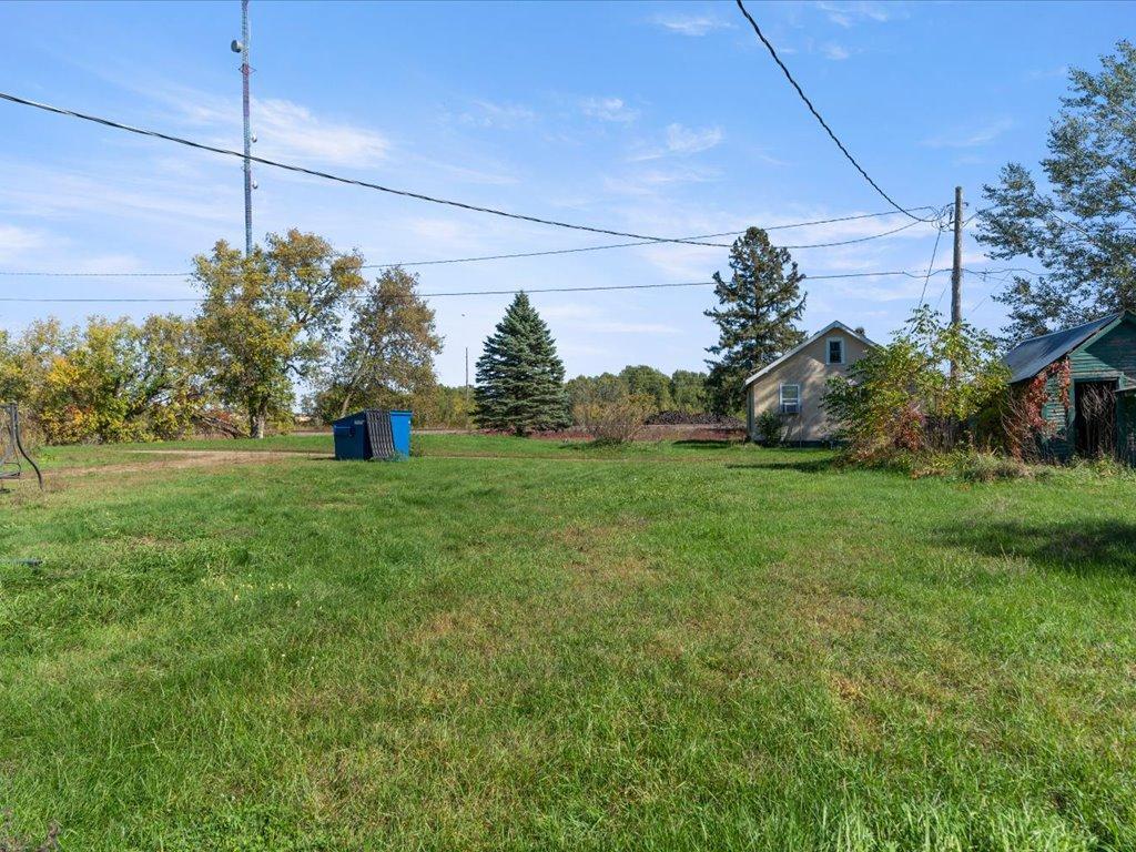 320 8th Street Se B Property Photo 16