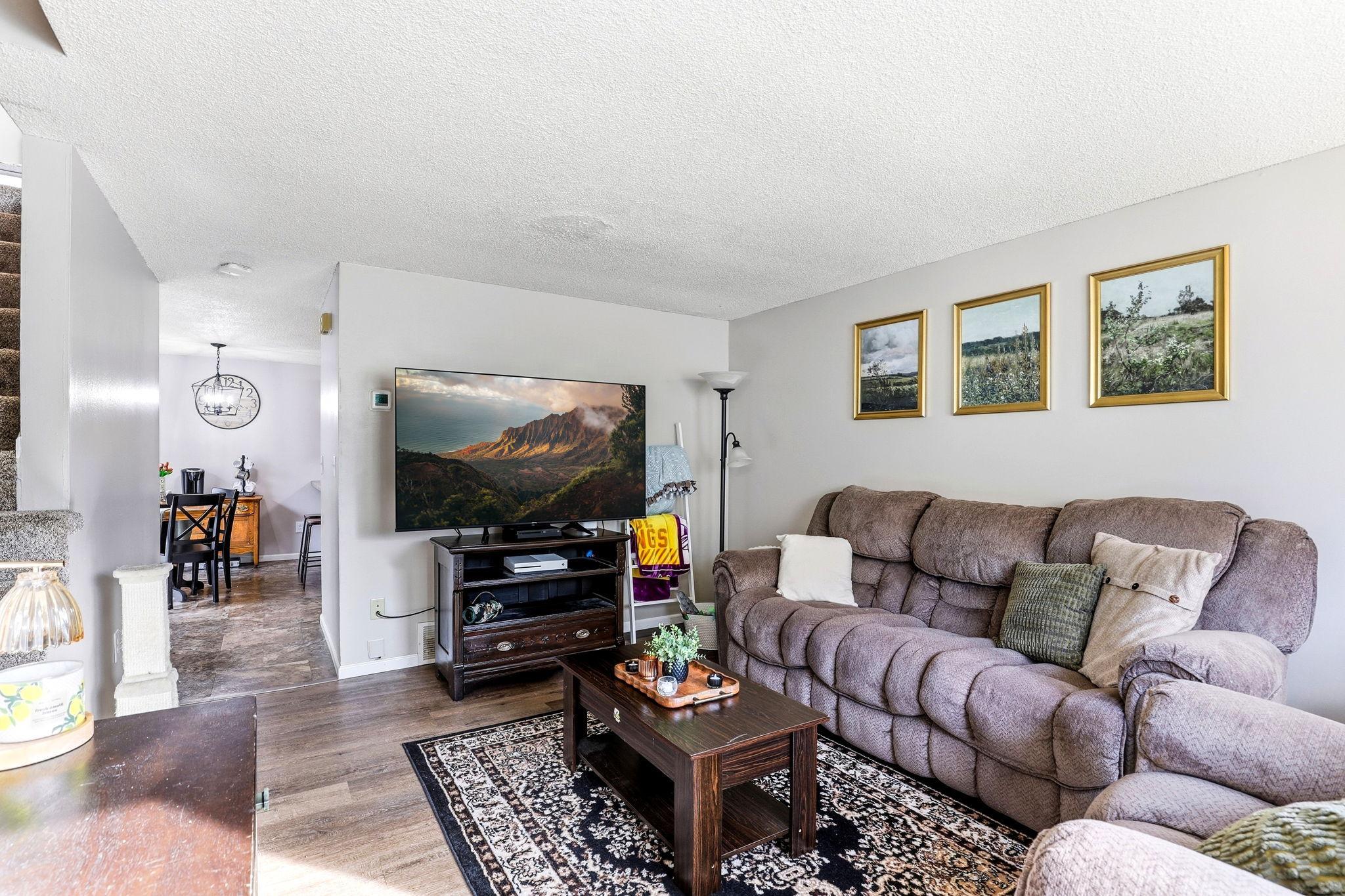 1480 Granada Avenue N Property Photo 6