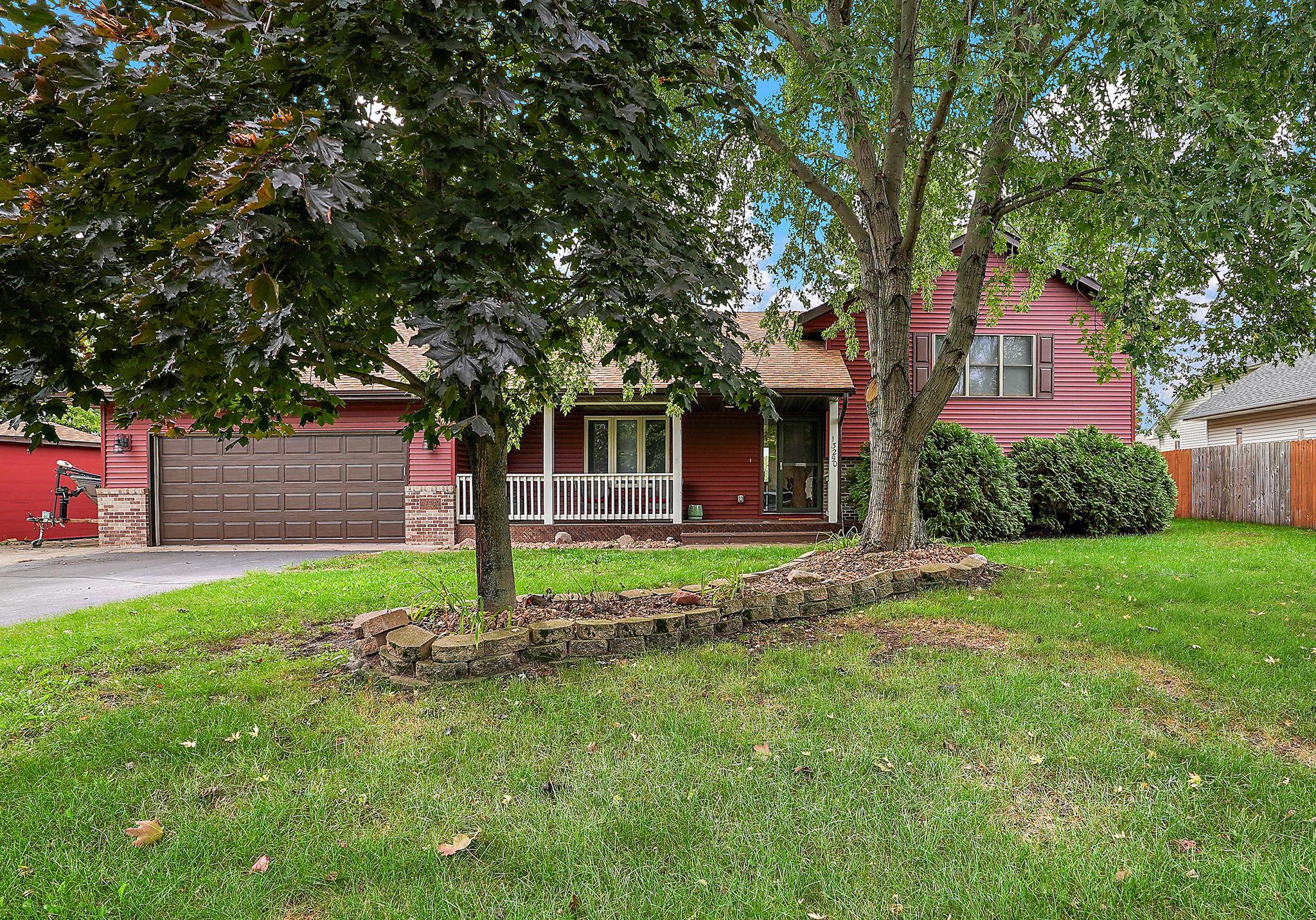 13290 1st Avenue S Property Photo 1