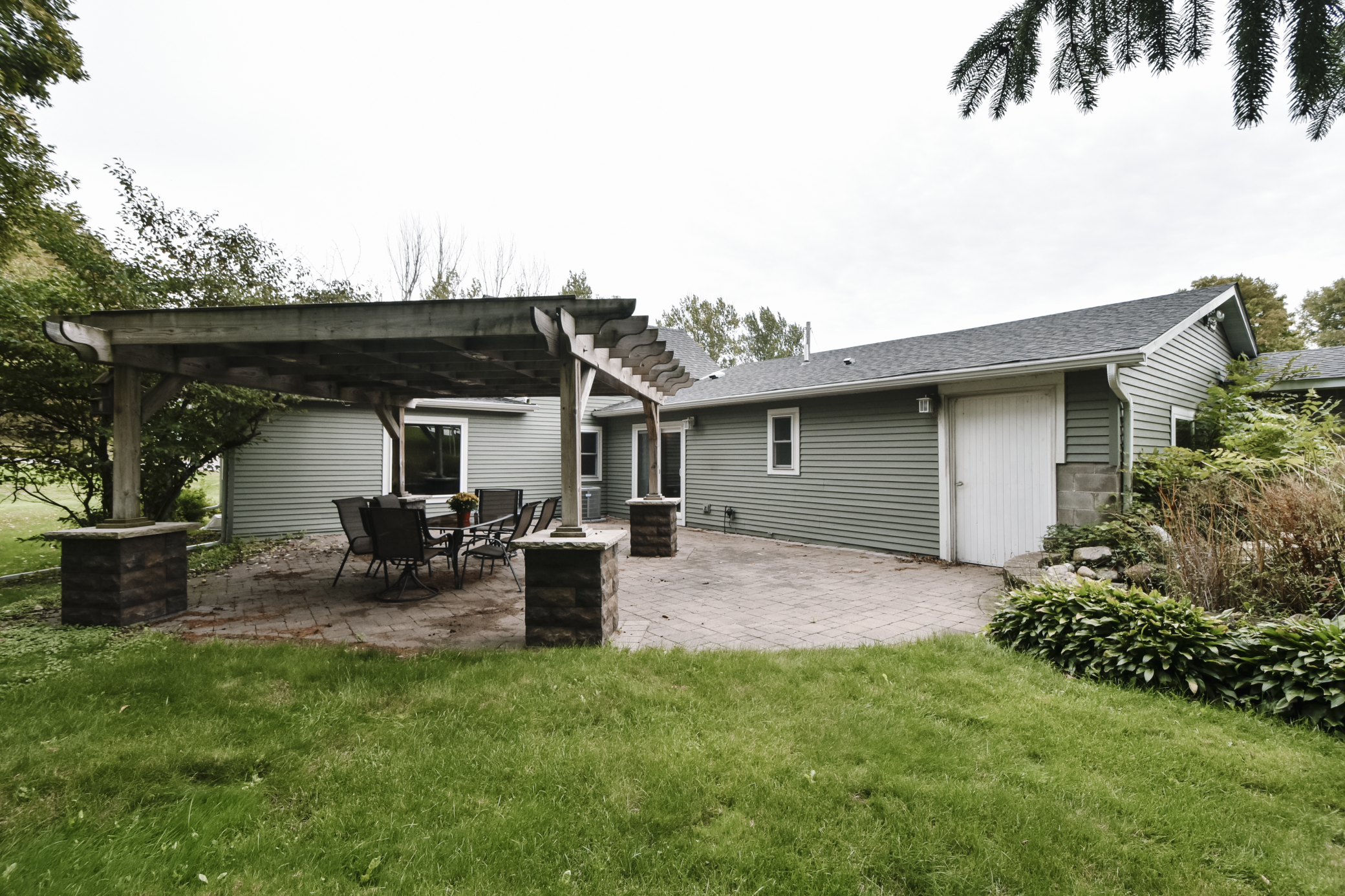 15478 Norelius Road Property Photo 1