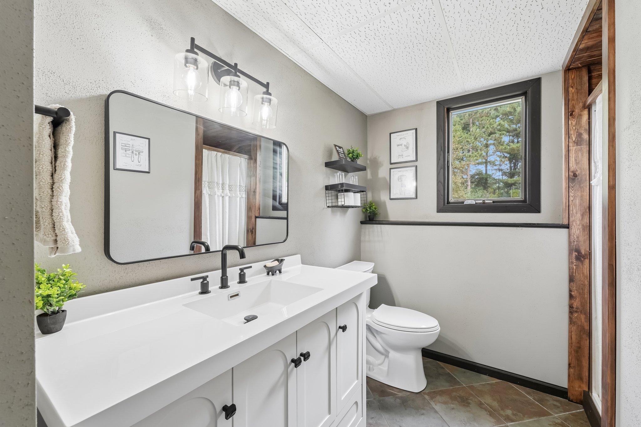 1252 Rolling Hills Trail Property Photo 31