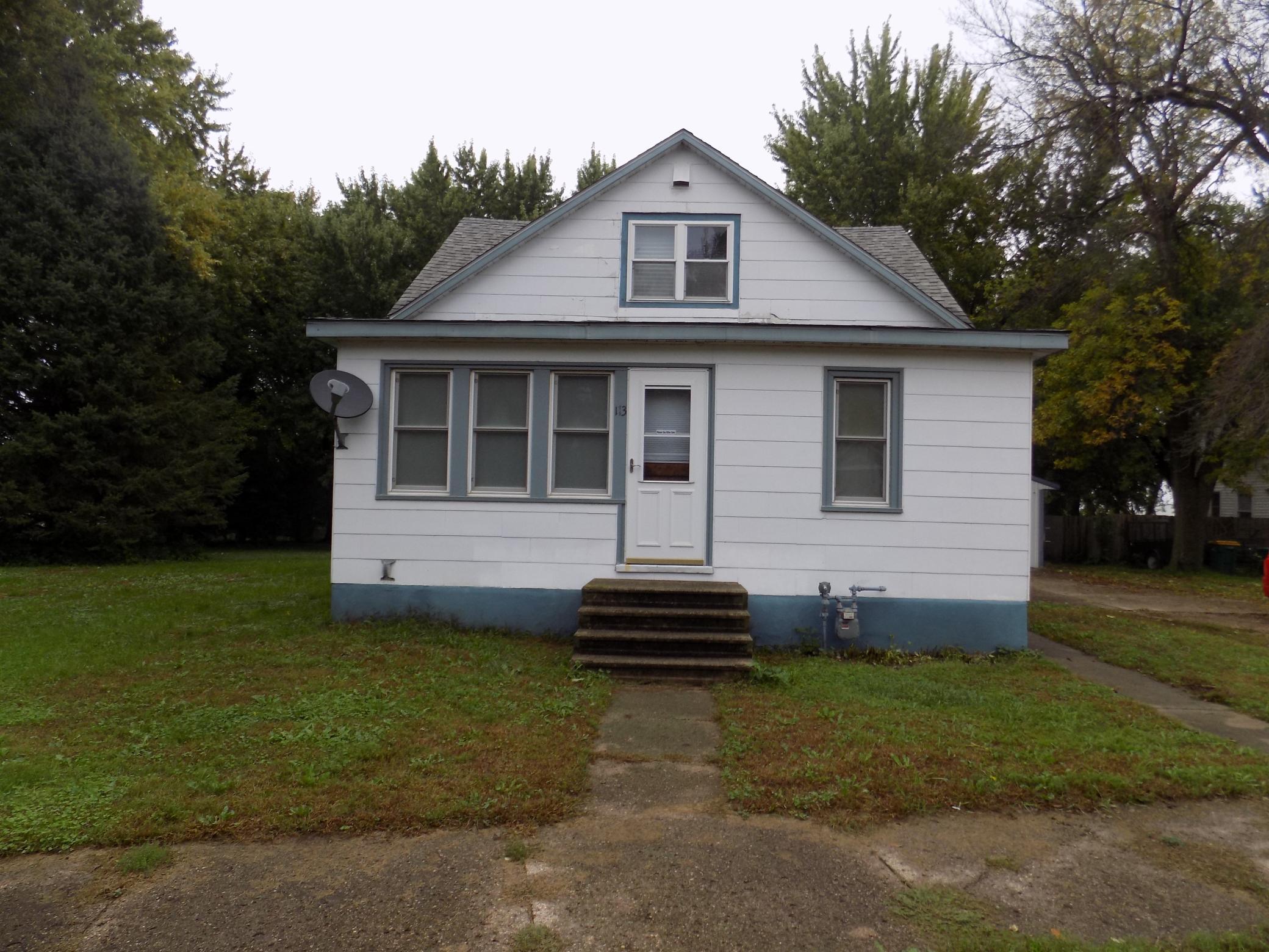 113 Center Street Property Photo 1