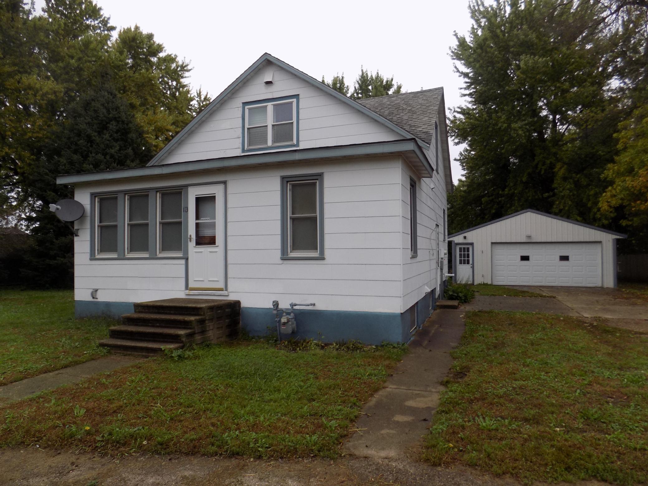 113 Center Street Property Photo 2