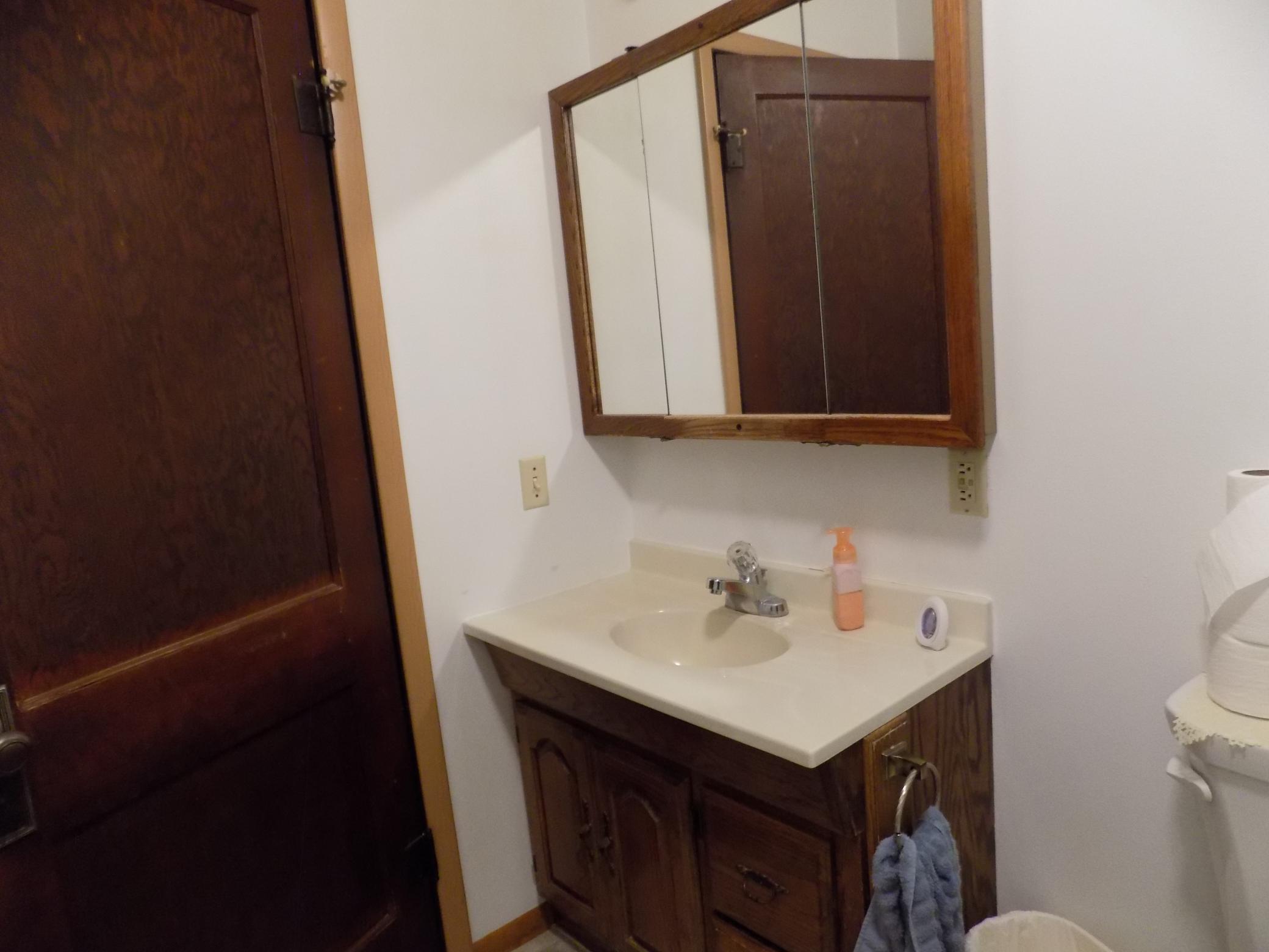 113 Center Street Property Photo 8