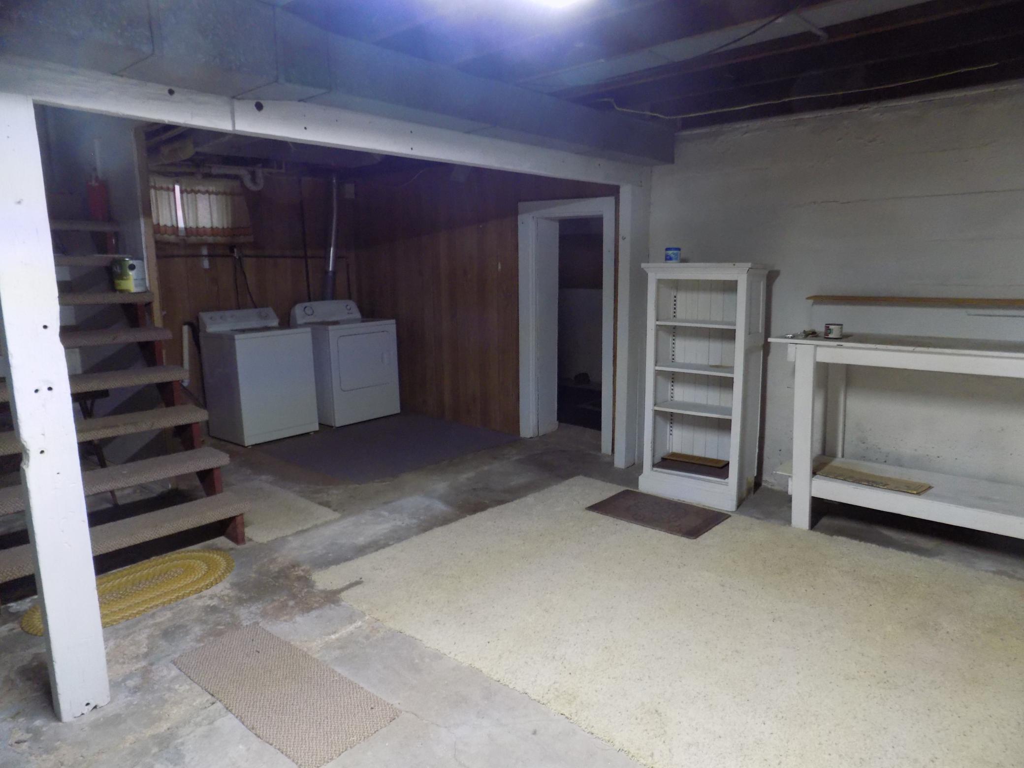 113 Center Street Property Photo 12