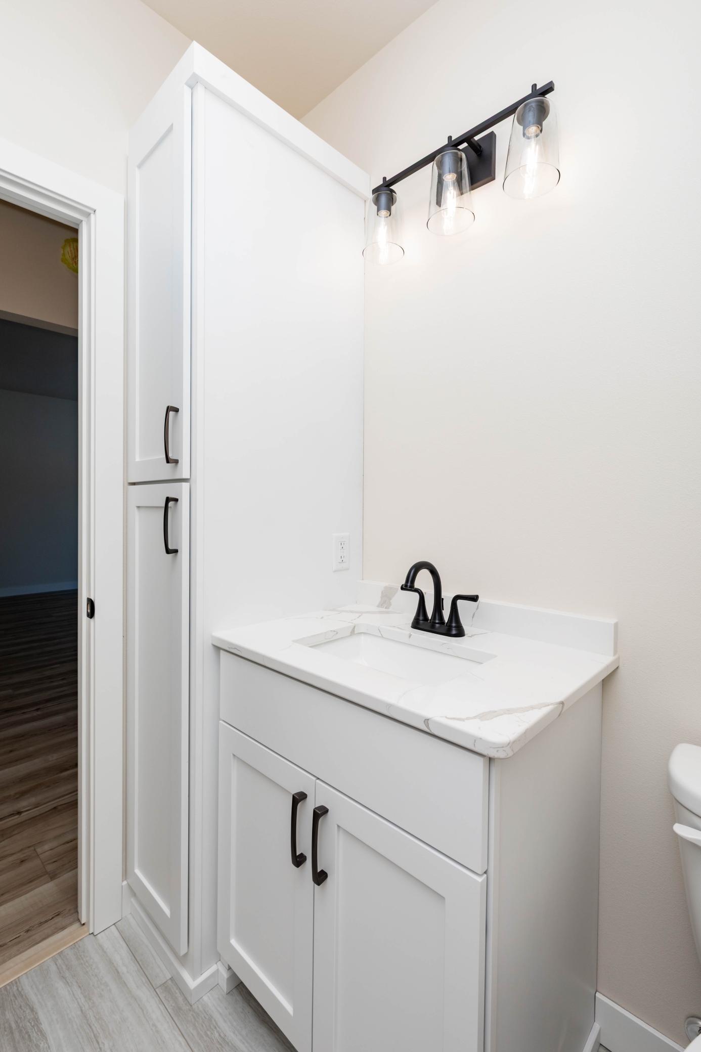 520 Leonard Street Property Photo 18