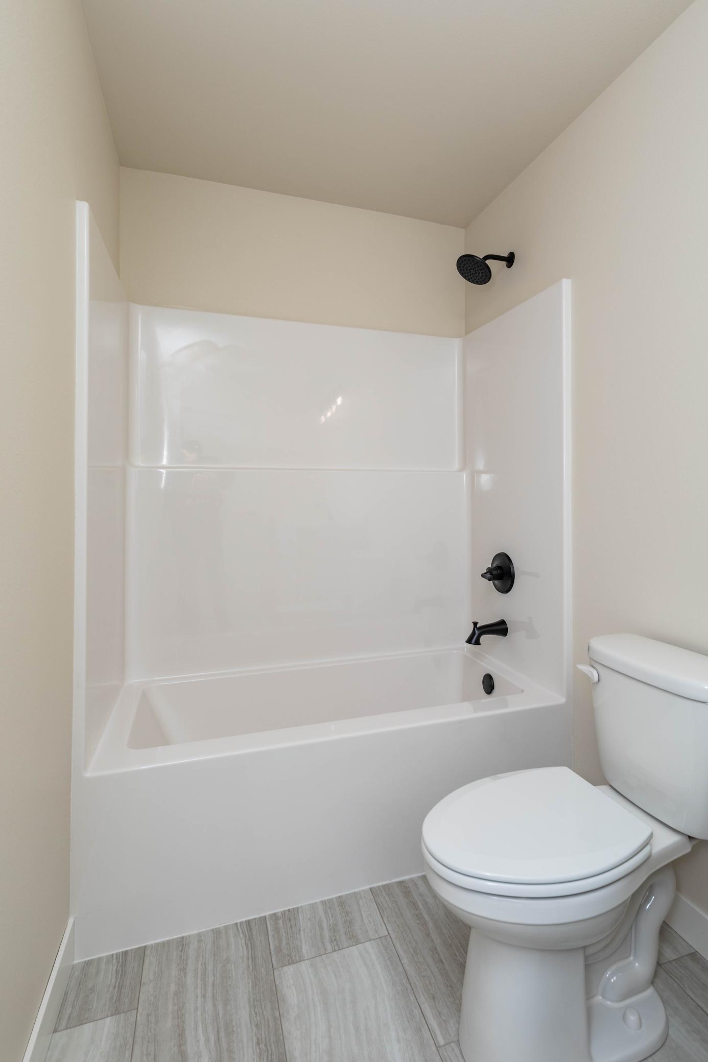 520 Leonard Street Property Photo 35