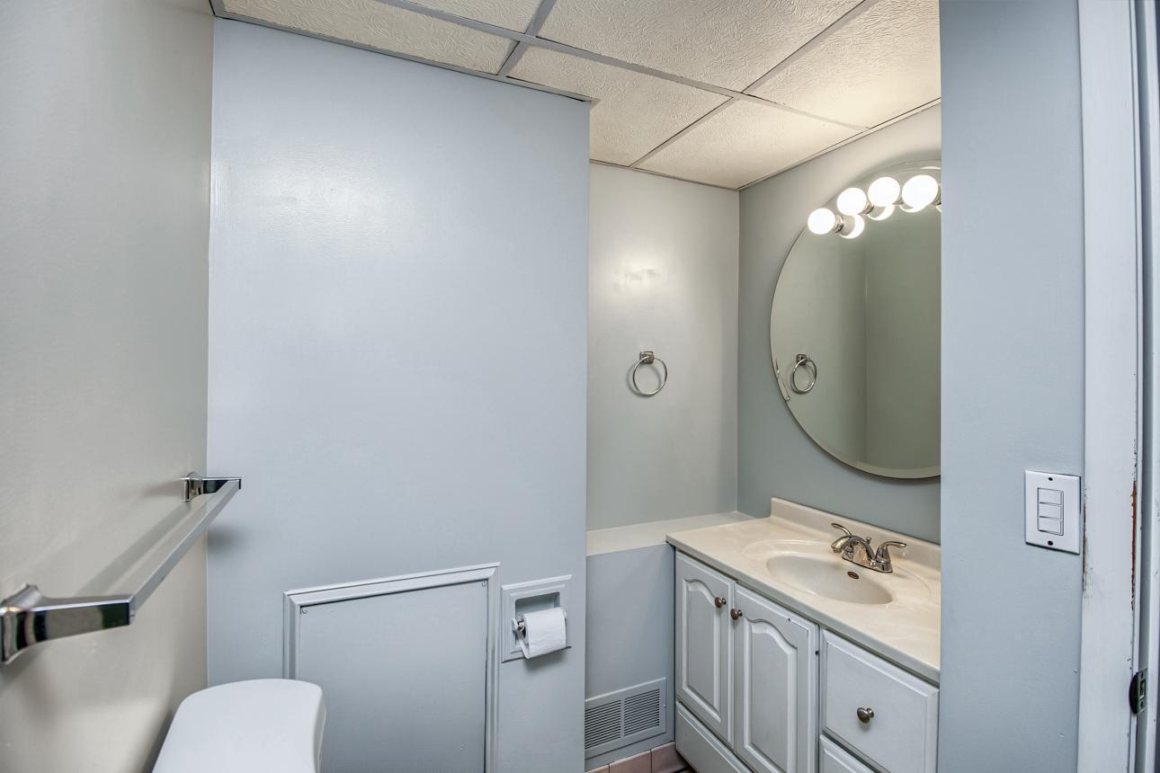 727 Tanglewood Drive Property Photo 32