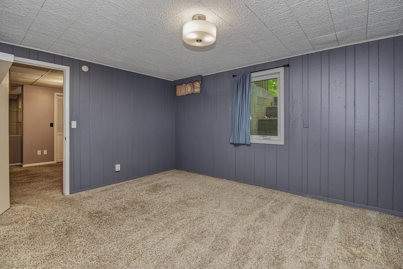 727 Tanglewood Drive Property Photo 35