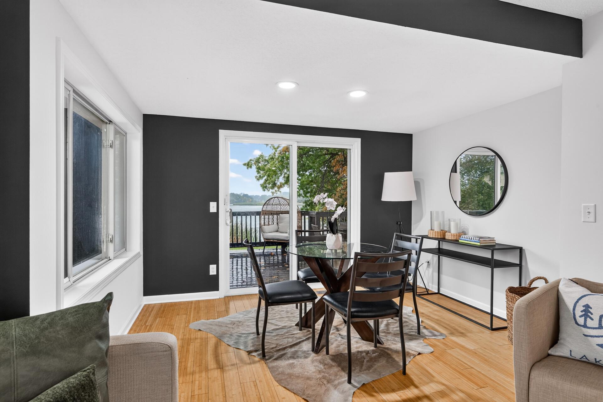 5261 Twin Lake Boulevard E Property Photo 8