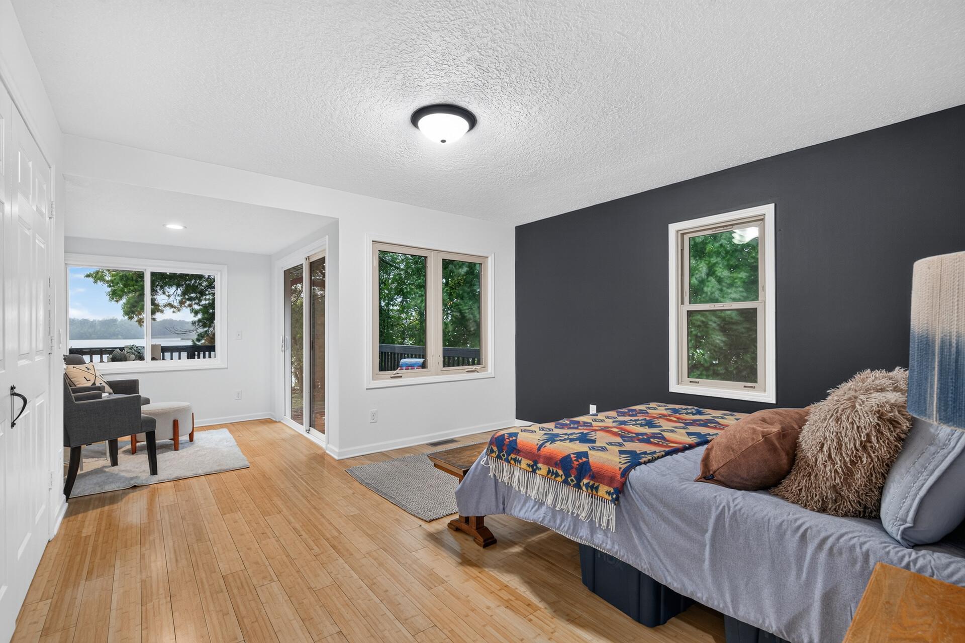 5261 Twin Lake Boulevard E Property Photo 16