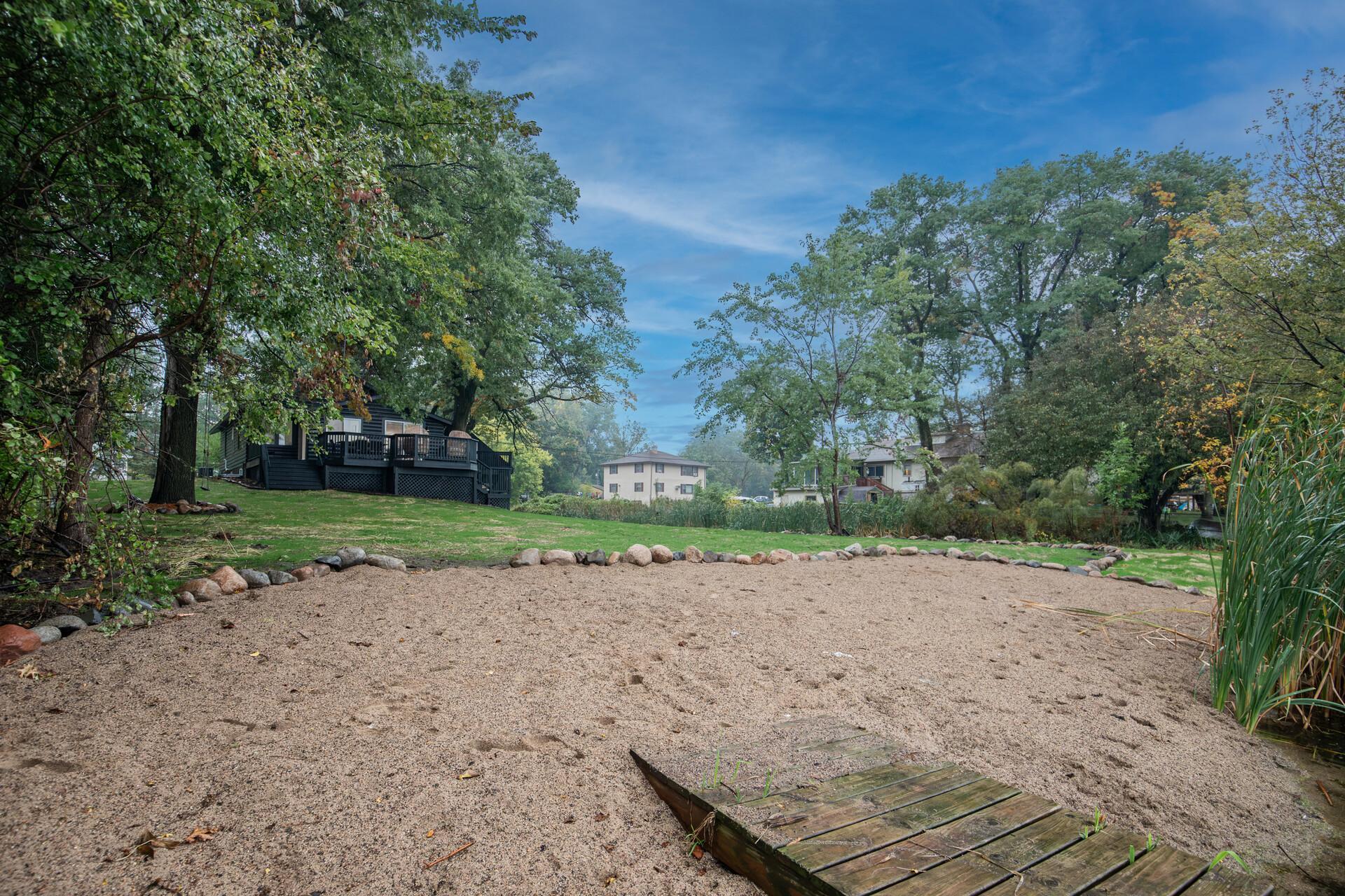 5261 Twin Lake Boulevard E Property Photo 49