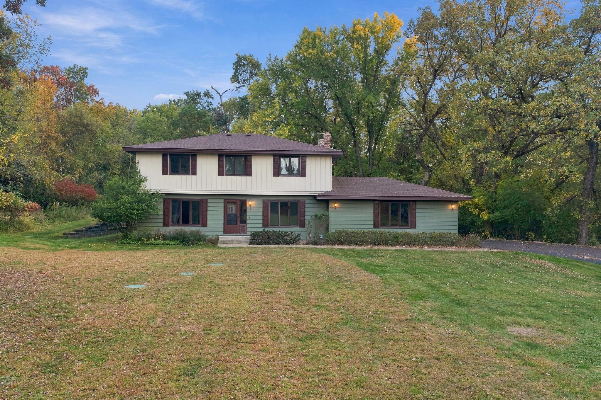 10081 103rd Street N Property Photo 1