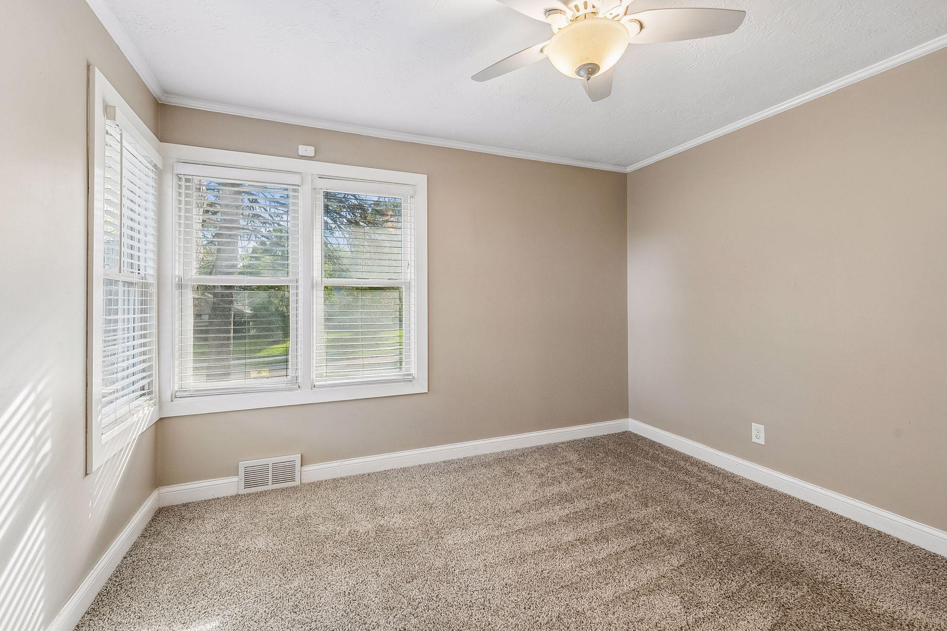308 Monroe Avenue S Property Photo 15