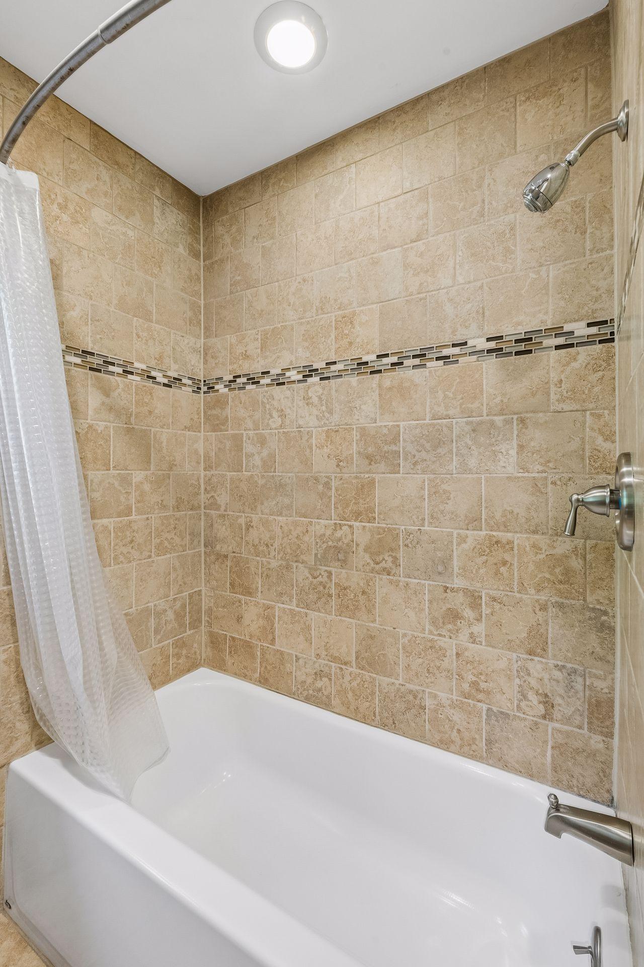 308 Monroe Avenue S Property Photo 17