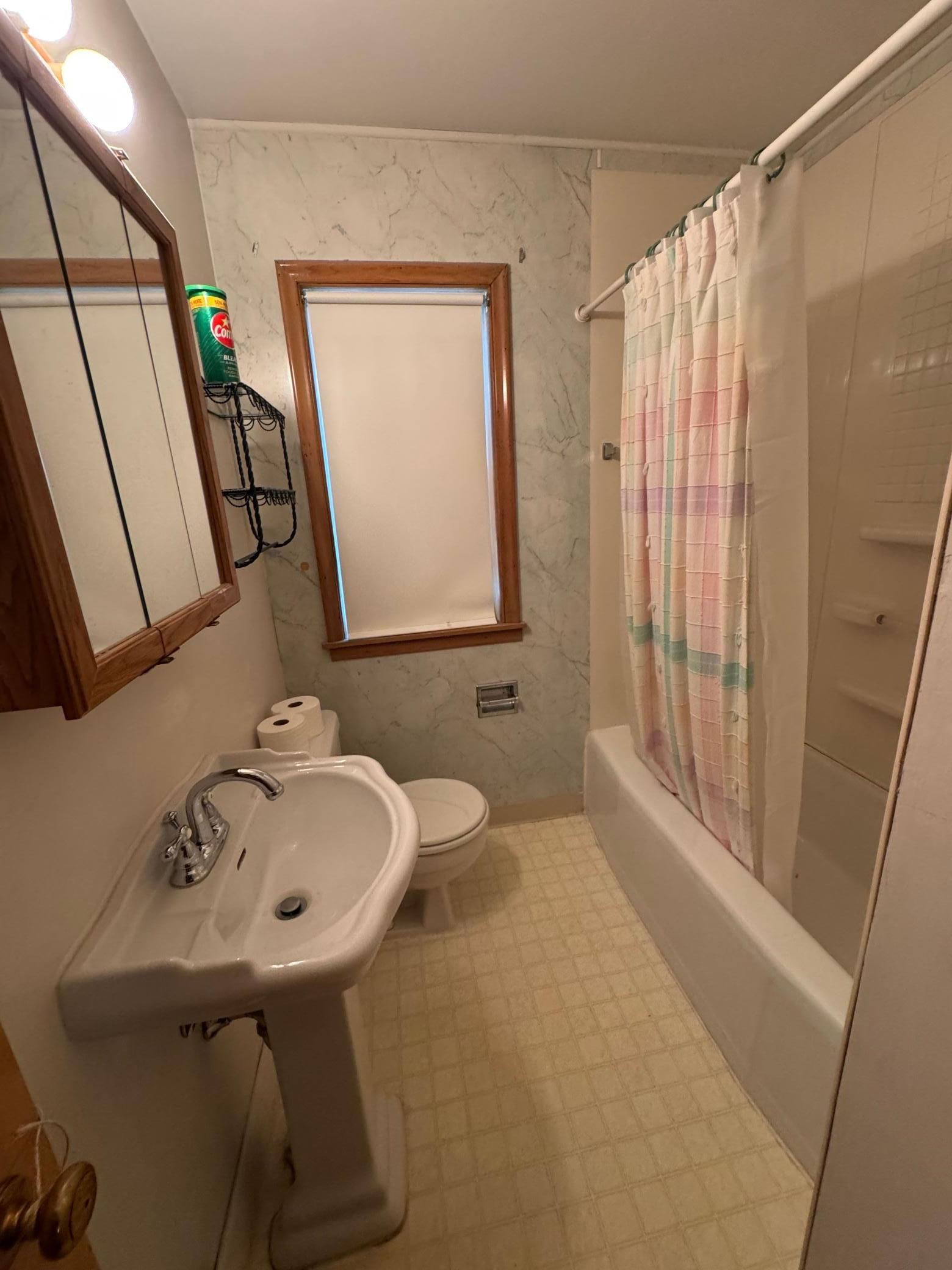 4906 Thomas Avenue N Property Photo 10
