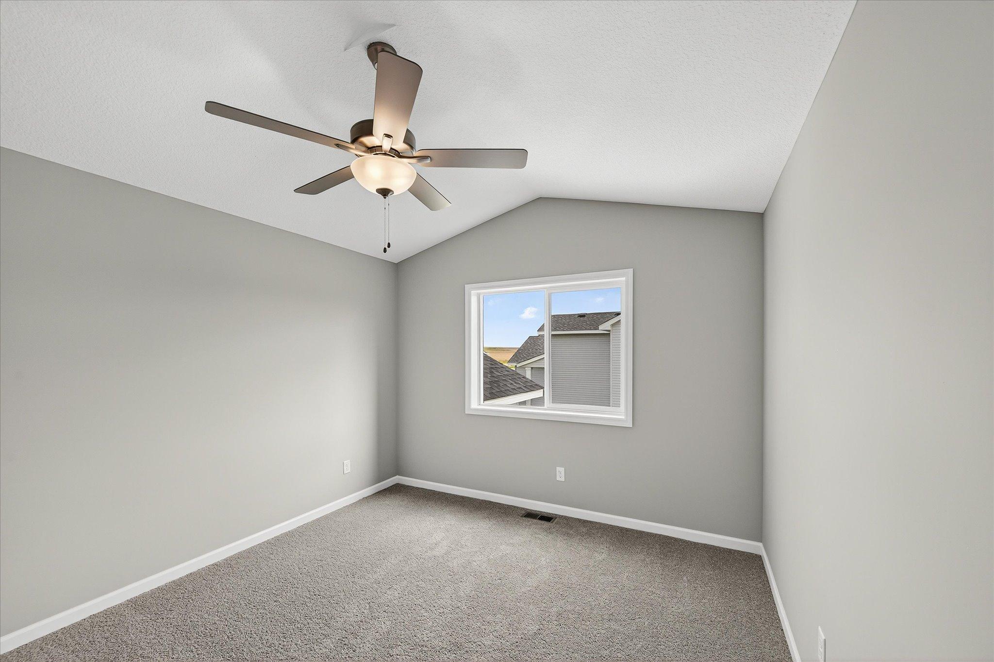 1008 Brandenburg Circle Property Photo 10