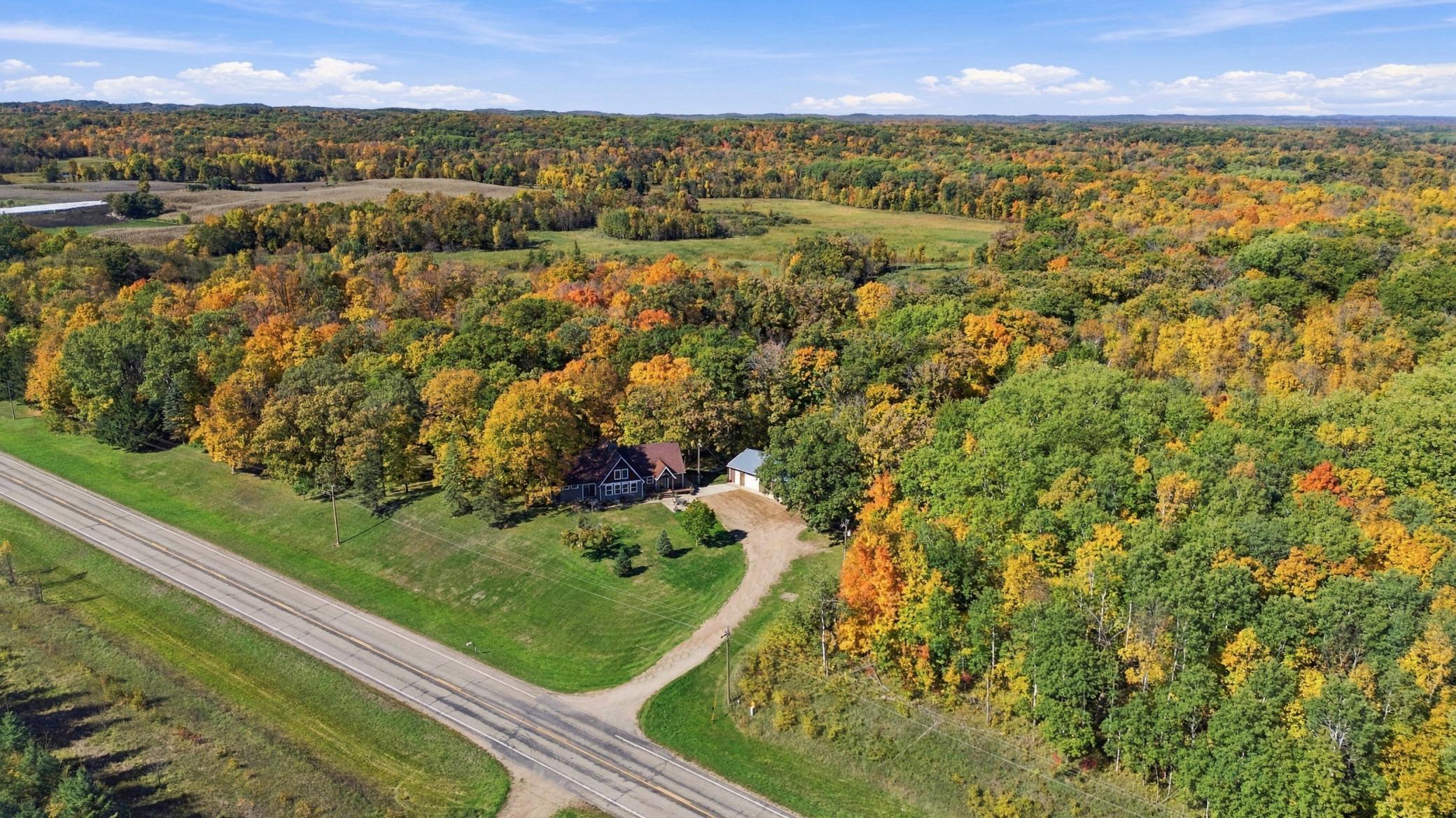 29517 County Highway 24 Property Photo 1