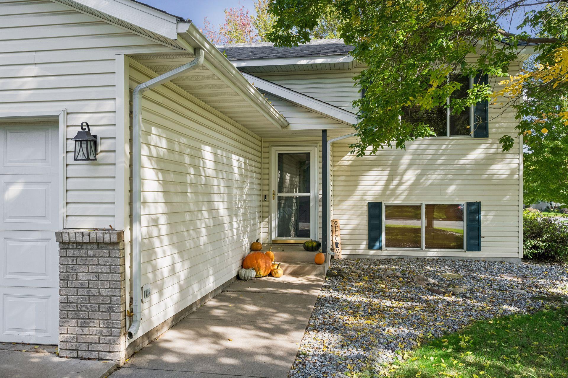 100 13th Avenue N Property Photo 5