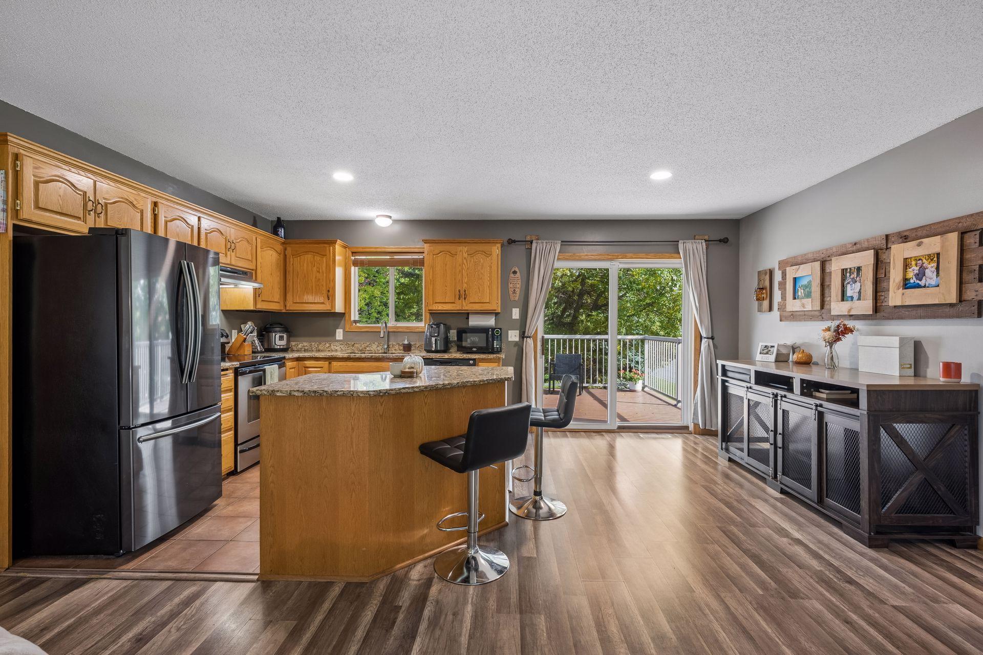 100 13th Avenue N Property Photo 12