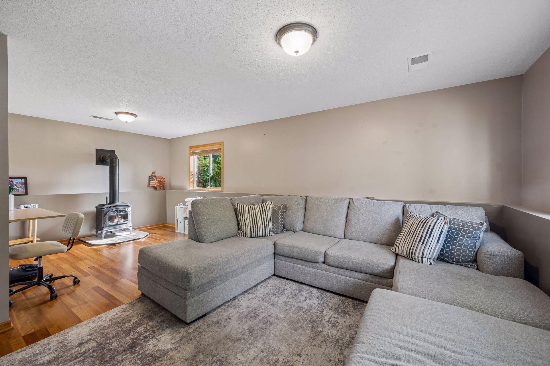 100 13th Avenue N Property Photo 24