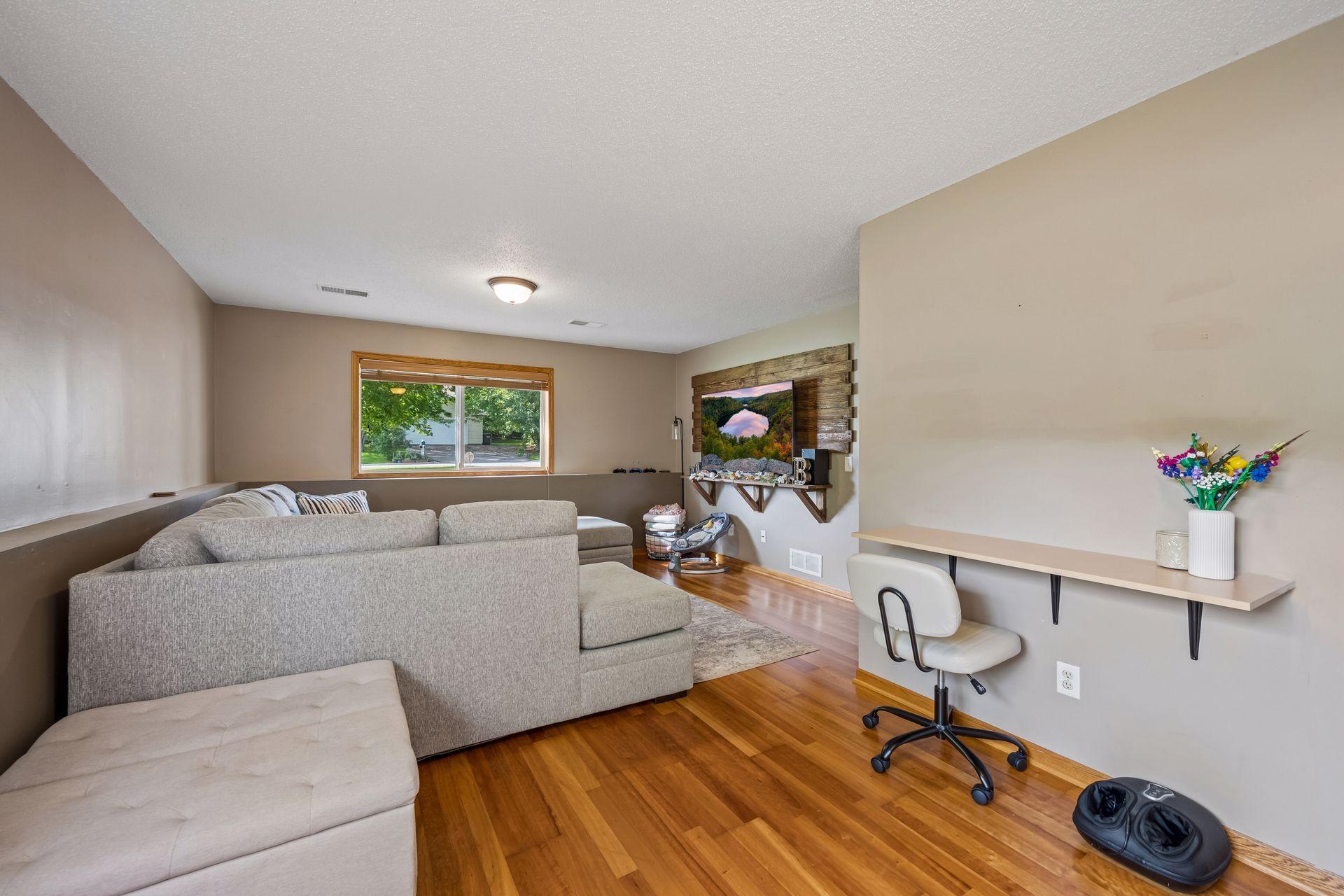 100 13th Avenue N Property Photo 26