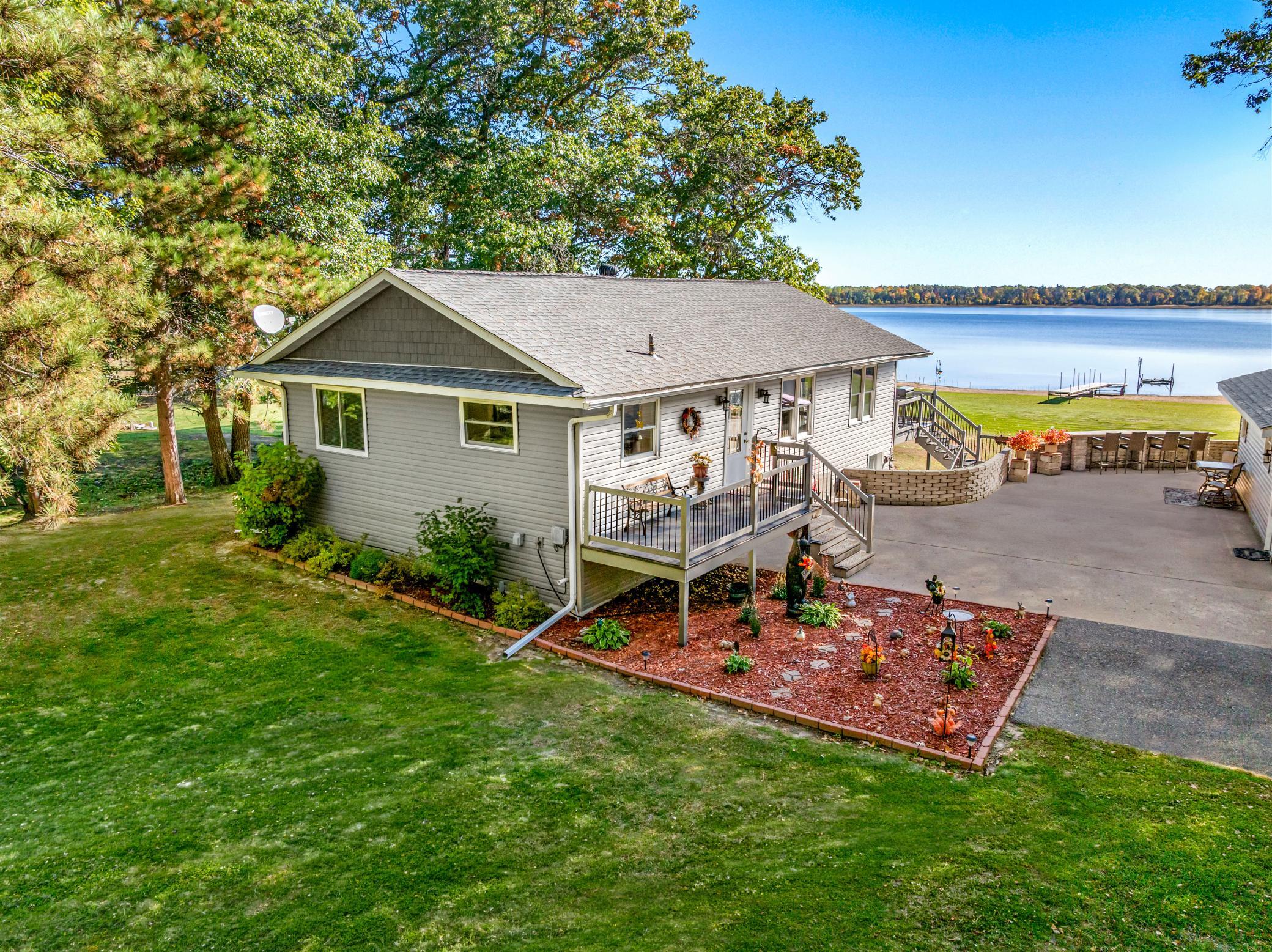 23732 Clover Drive Property Photo 1