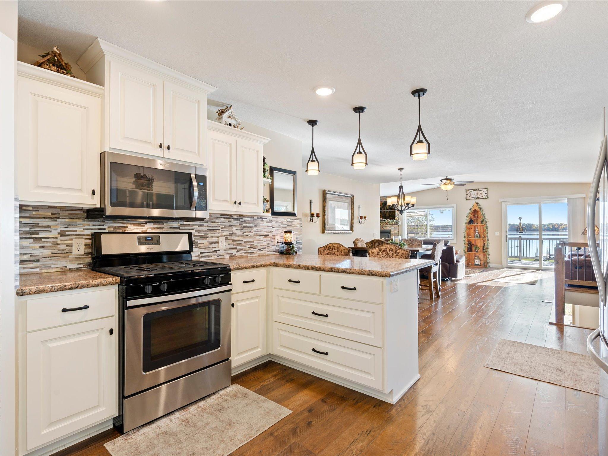 23732 Clover Drive Property Photo 10