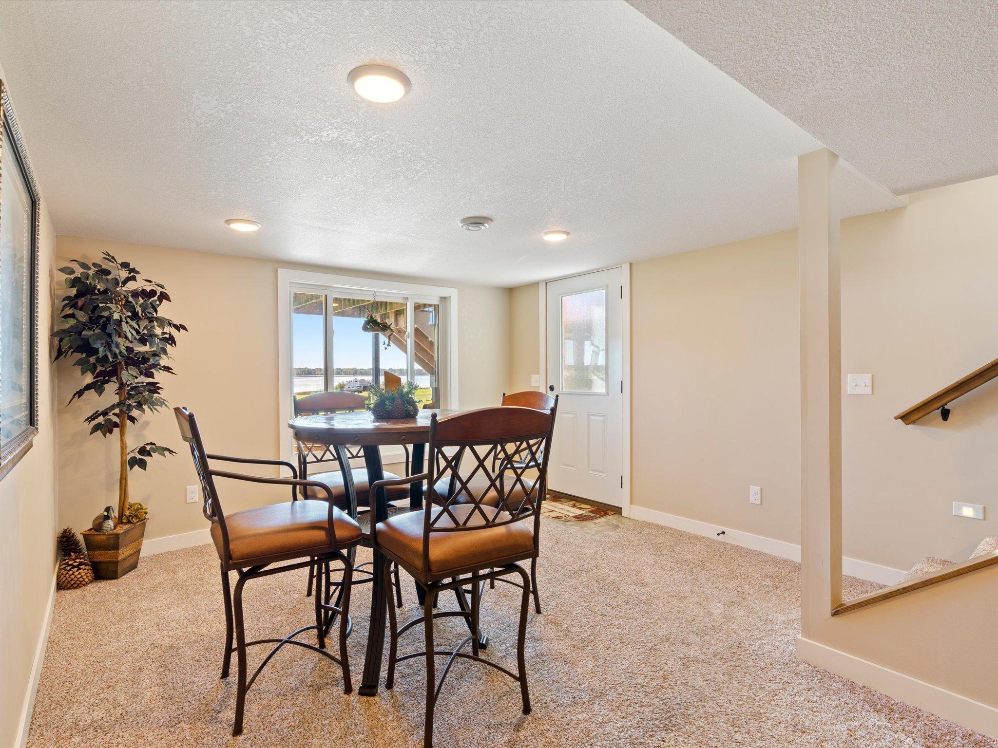 23732 Clover Drive Property Photo 21