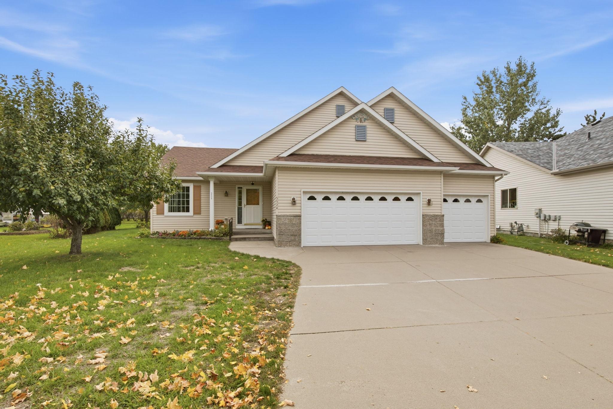 5524 Knollwood Drive