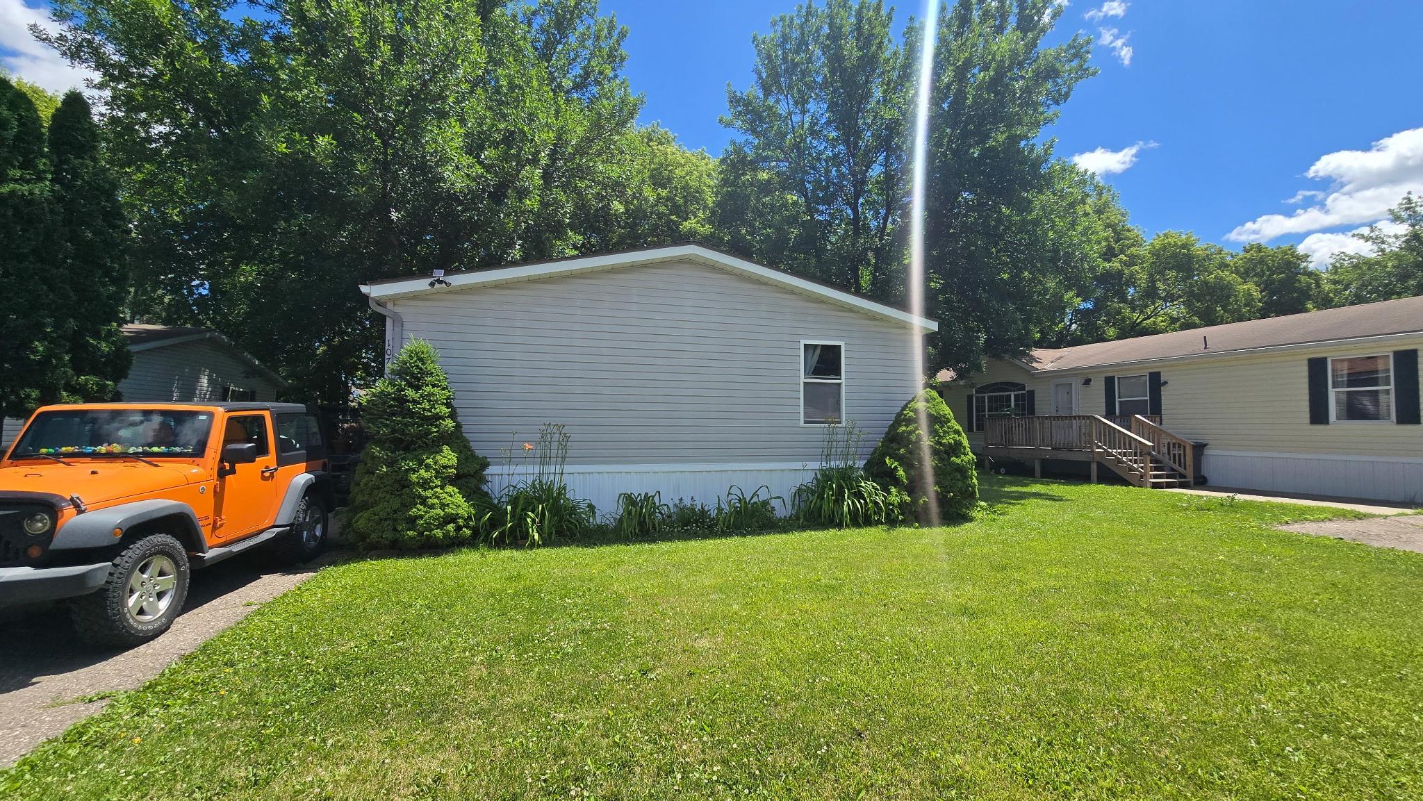 107 Hilton Court Property Photo 1