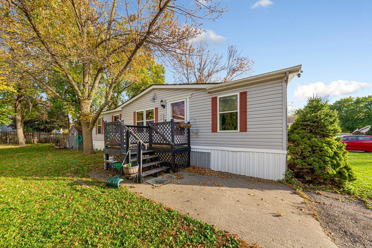 107 Hilton Court Property Photo 1