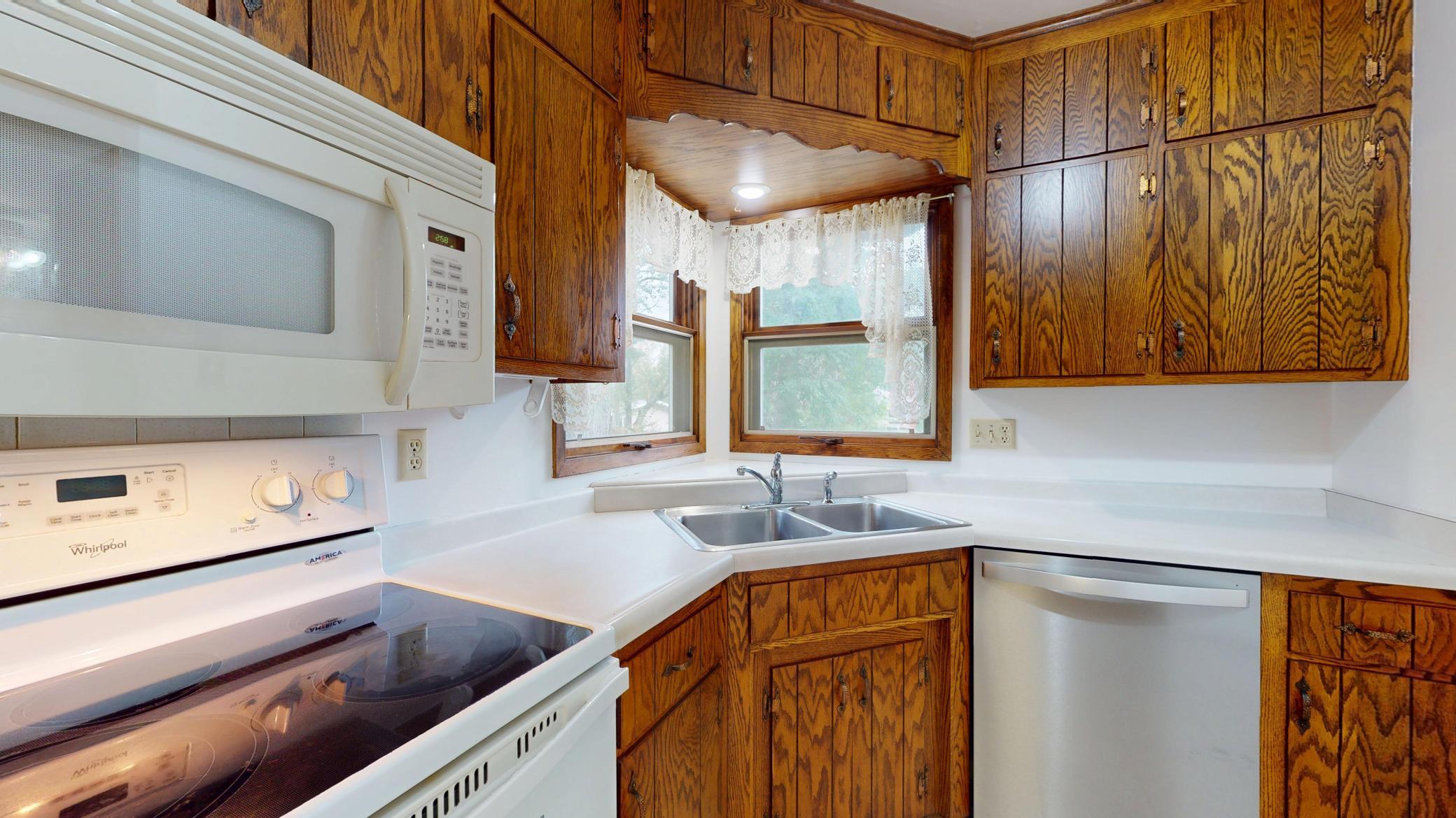 517 26th Street Nw Property Photo 6