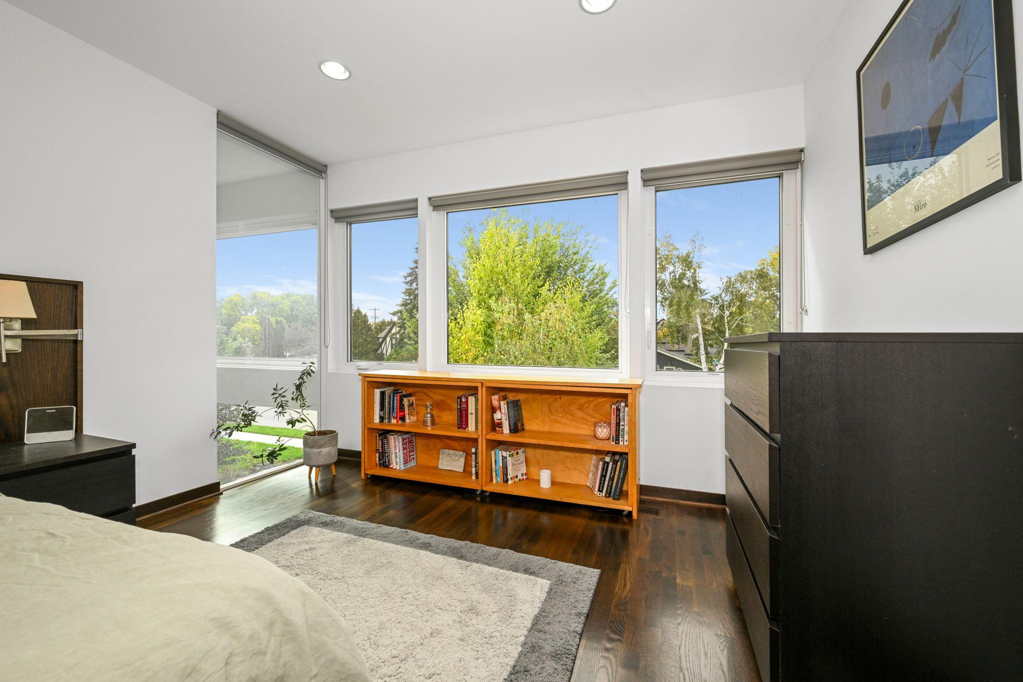 111 11th Avenue N Property Photo 25