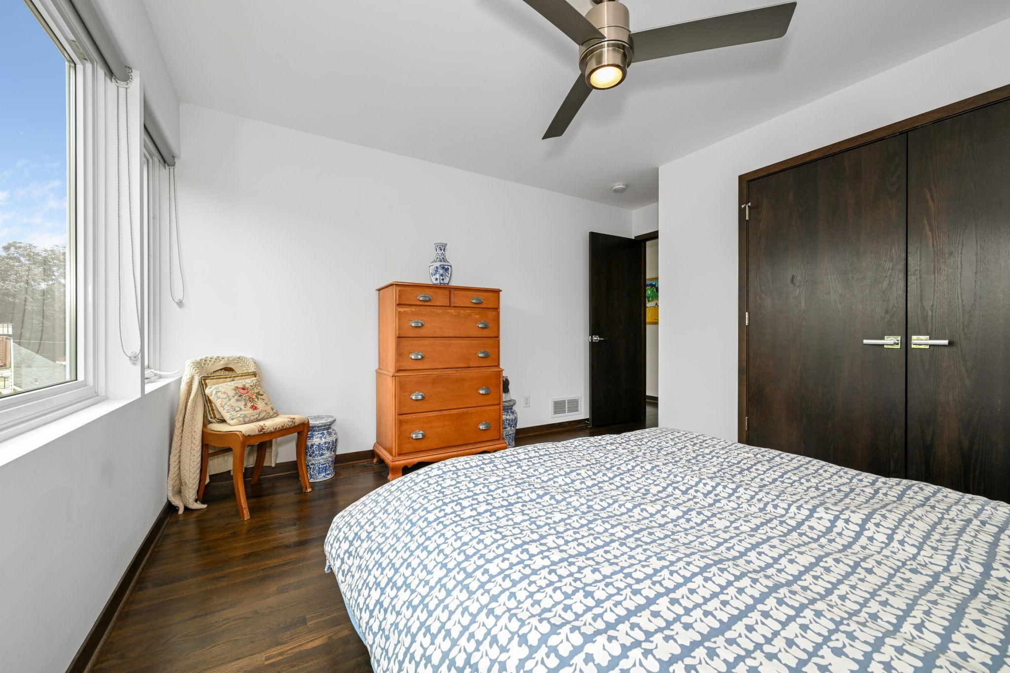 111 11th Avenue N Property Photo 31