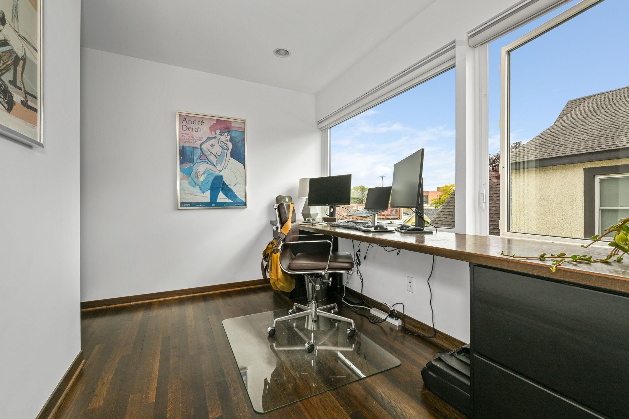 111 11th Avenue N Property Photo 35