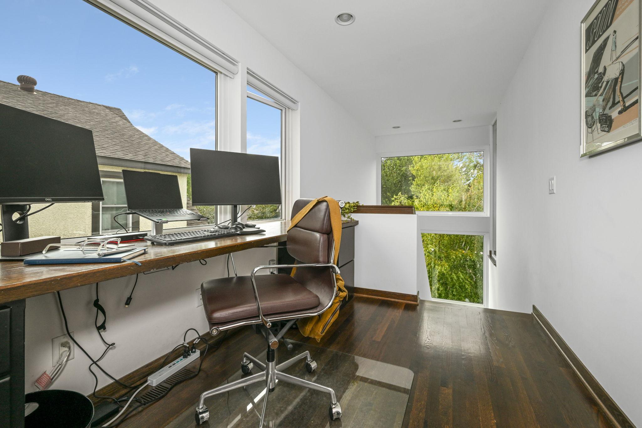 111 11th Avenue N Property Photo 36