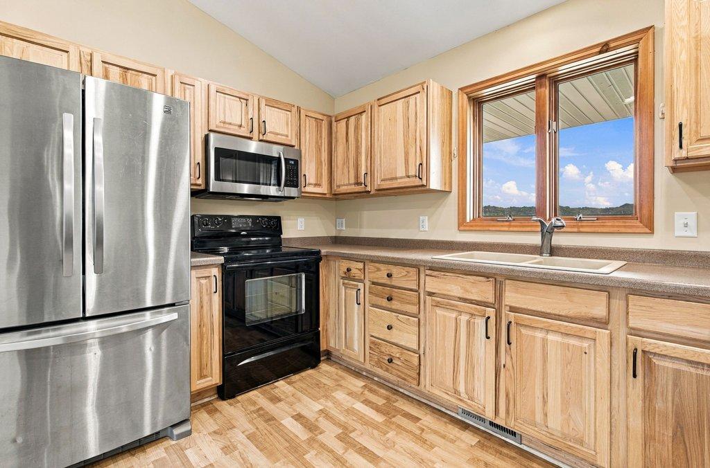 N4675 330th Street Property Photo 9