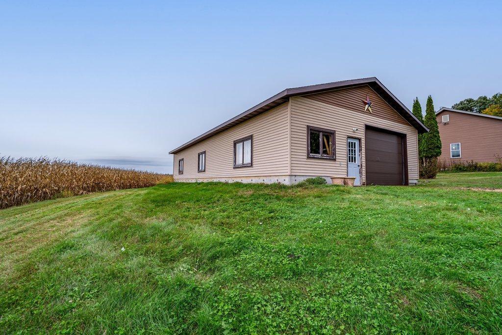 N4675 330th Street Property Photo 45