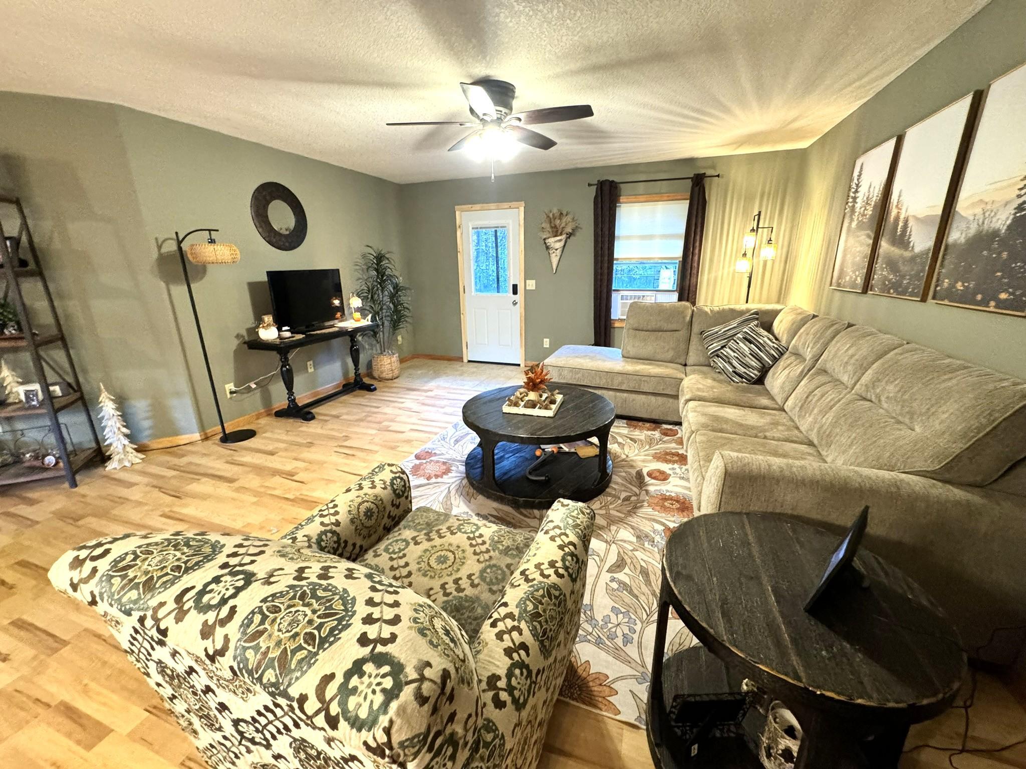 103 Evergreen Court Property Photo 6