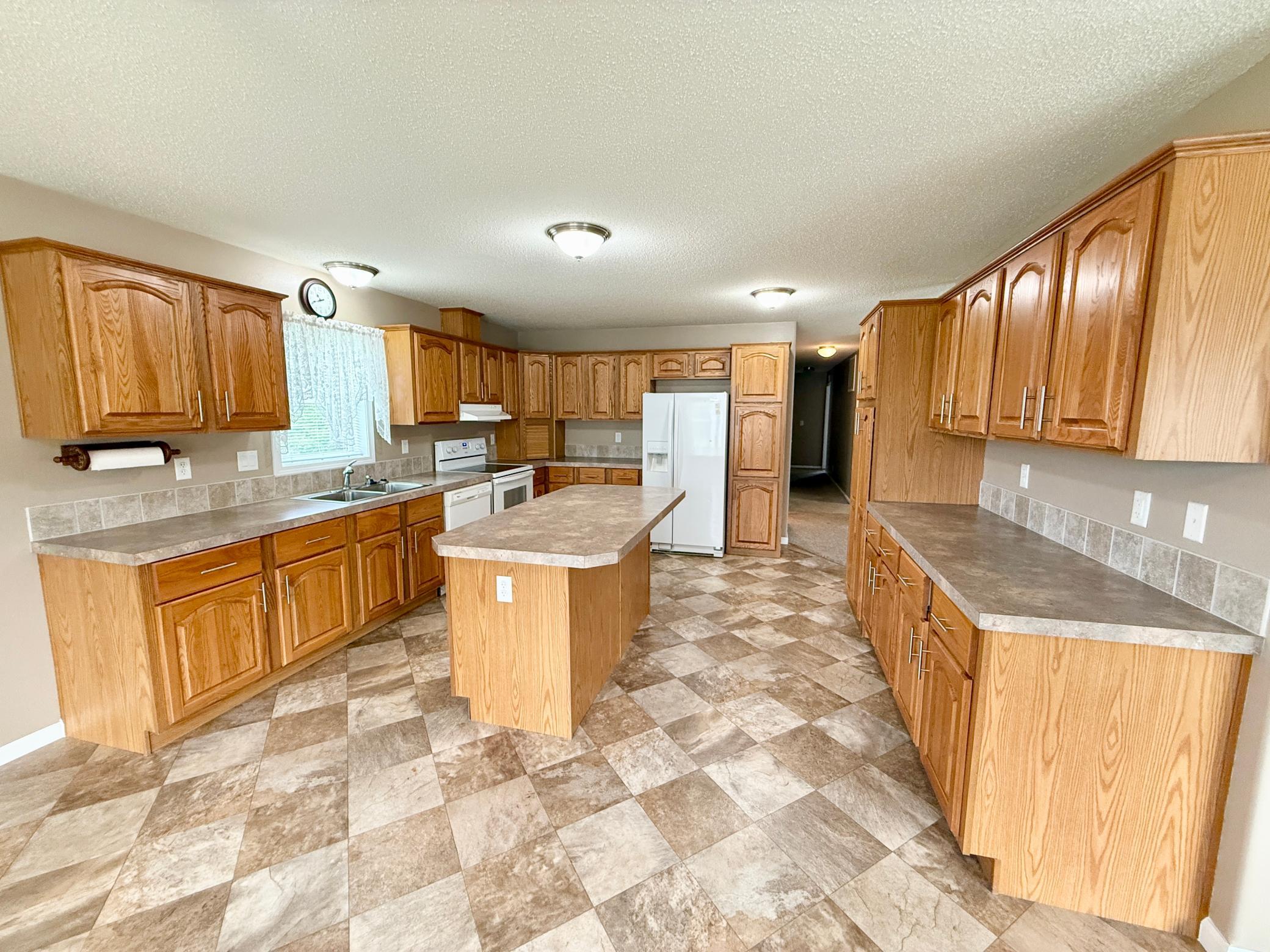 511 Jessamine Avenue Property Photo 8